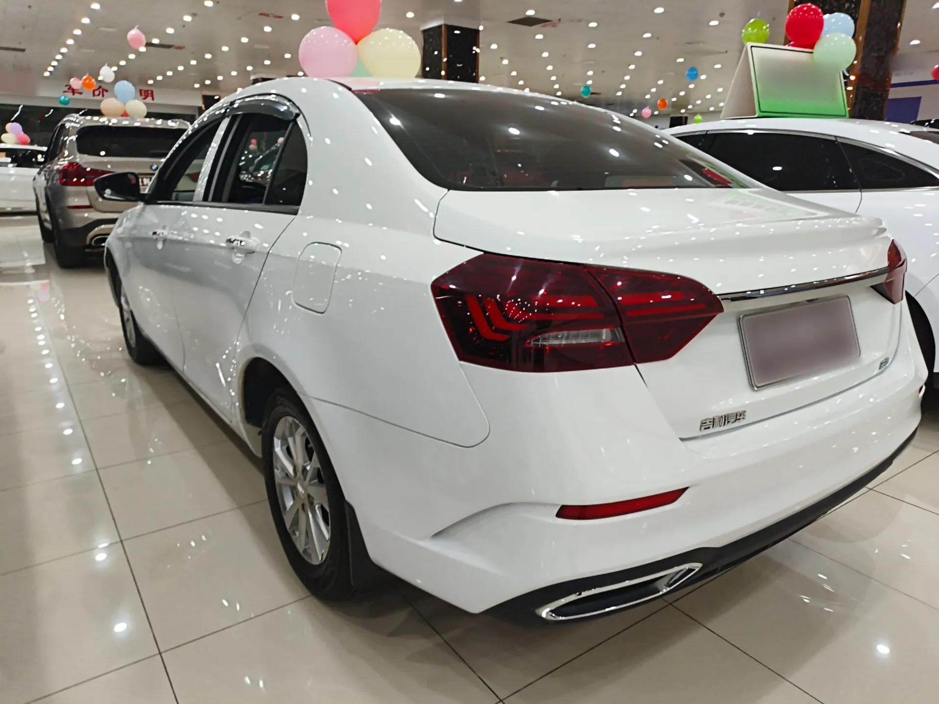 Geely Auto Emgrand 2021 UP 1.5L CVT Comfort Model — миниатюра 4