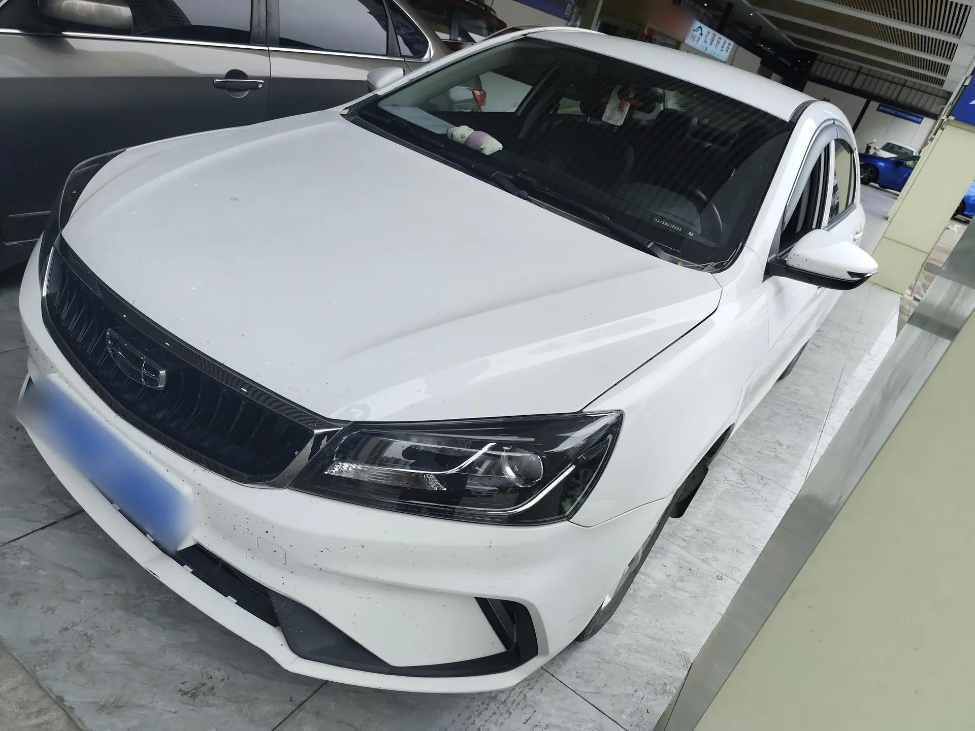 Geely Auto Emgrand 2021 UP 1.5L Manual Comfort Model — миниатюра 1
