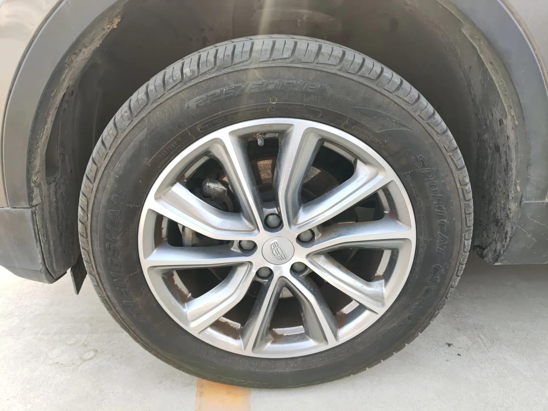 Geely Auto Emgrand X7 Sport 2018 1.8TD Automatic Two-Wheel Drive Smart Connect 4G Internet Edition — миниатюра 8
