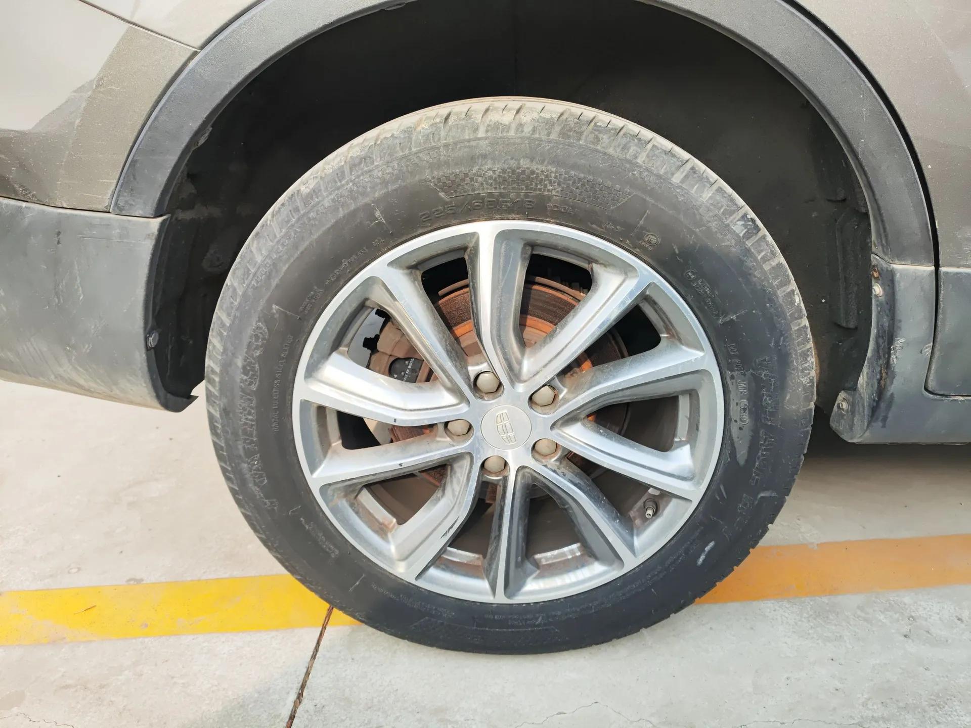 Geely Auto Emgrand X7 Sport 2018 1.8TD Automatic Two-Wheel Drive Smart Connect 4G Internet Edition — миниатюра 10