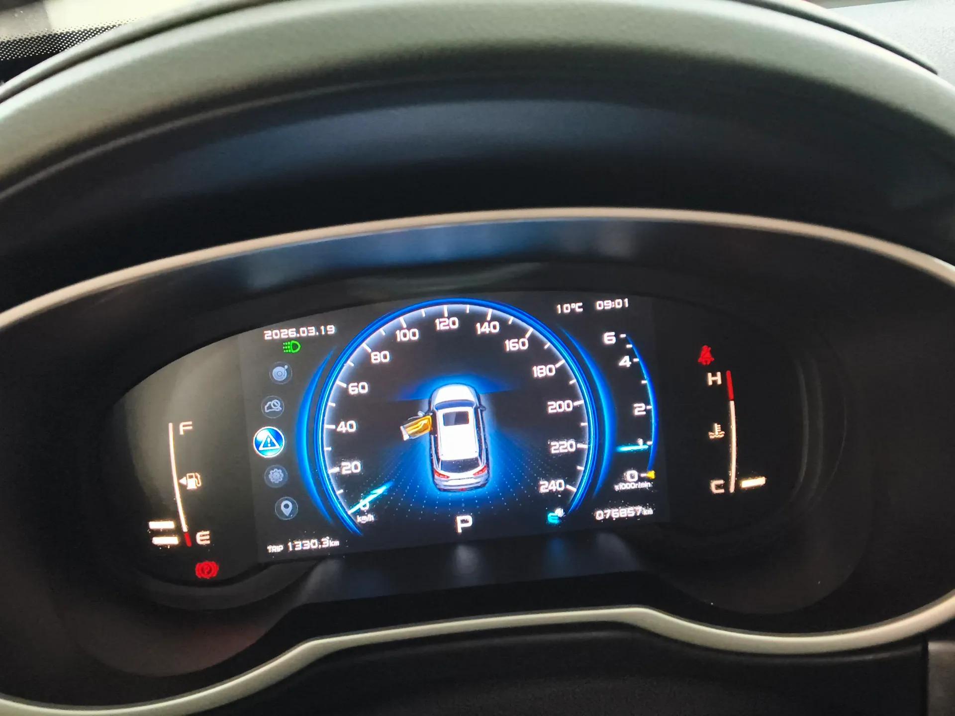 Geely Auto Emgrand X7 Sport 2021 Million Edition 1.8TD DCT Two-Wheel Drive Luxury Model — миниатюра 14