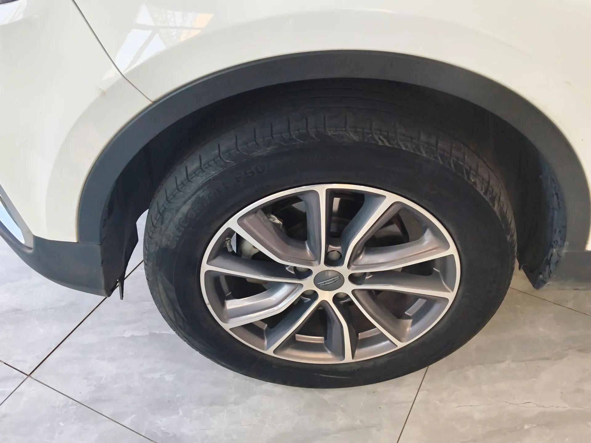 Geely Auto Emgrand X7 Sport 2021 Million Edition 1.8TD DCT Two-Wheel Drive Luxury Model — миниатюра 9