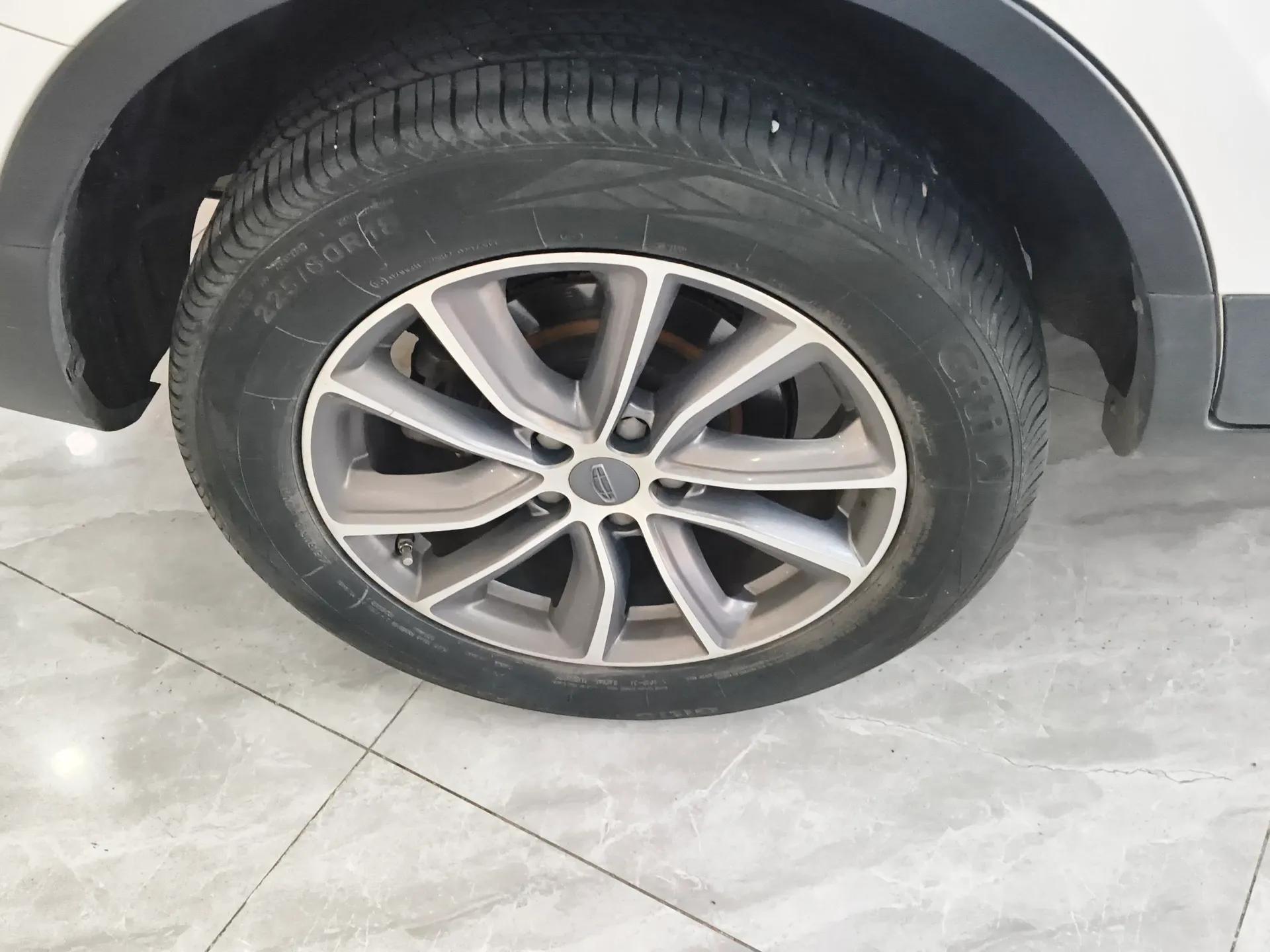 Geely Auto Emgrand X7 Sport 2021 Million Edition 1.8TD DCT Two-Wheel Drive Luxury Model — миниатюра 10