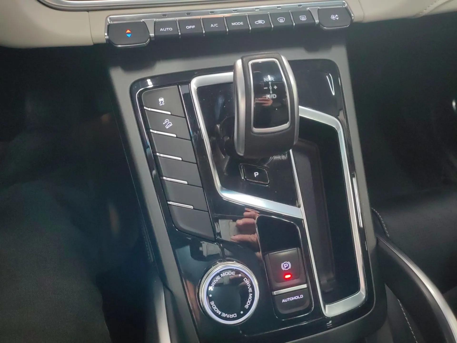Geely Auto Emgrand X7 Sport 2022 Boyue X 1.8TD DCT Smart Model — миниатюра 17