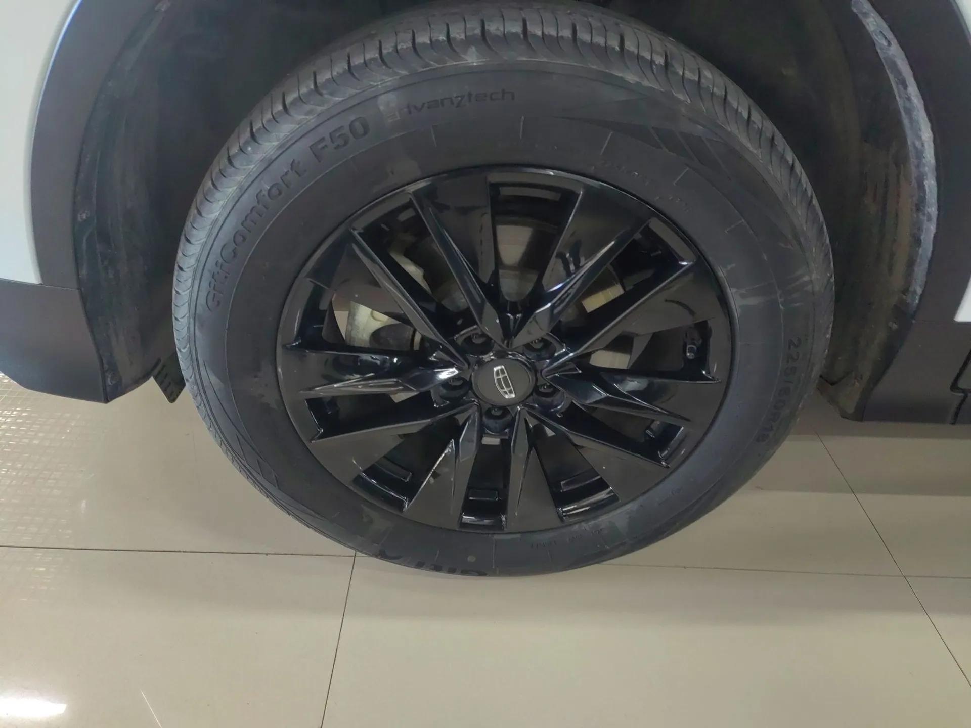 Geely Auto Emgrand X7 Sport 2022 Boyue X 1.8TD DCT Smart Model — миниатюра 8