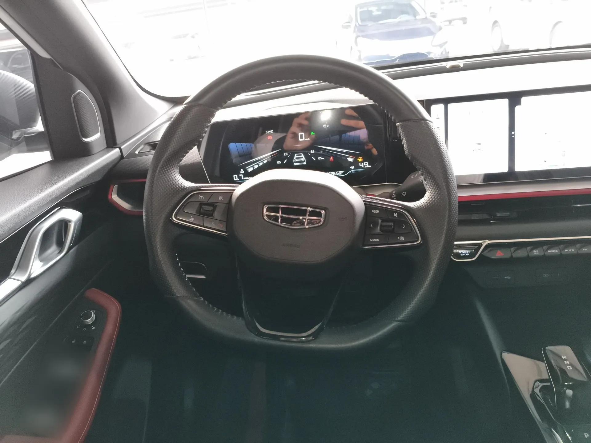 Geely Auto Coolray 2022 Bin Yue COOL 1.5TD DCT Hot Engine Edition — миниатюра 14