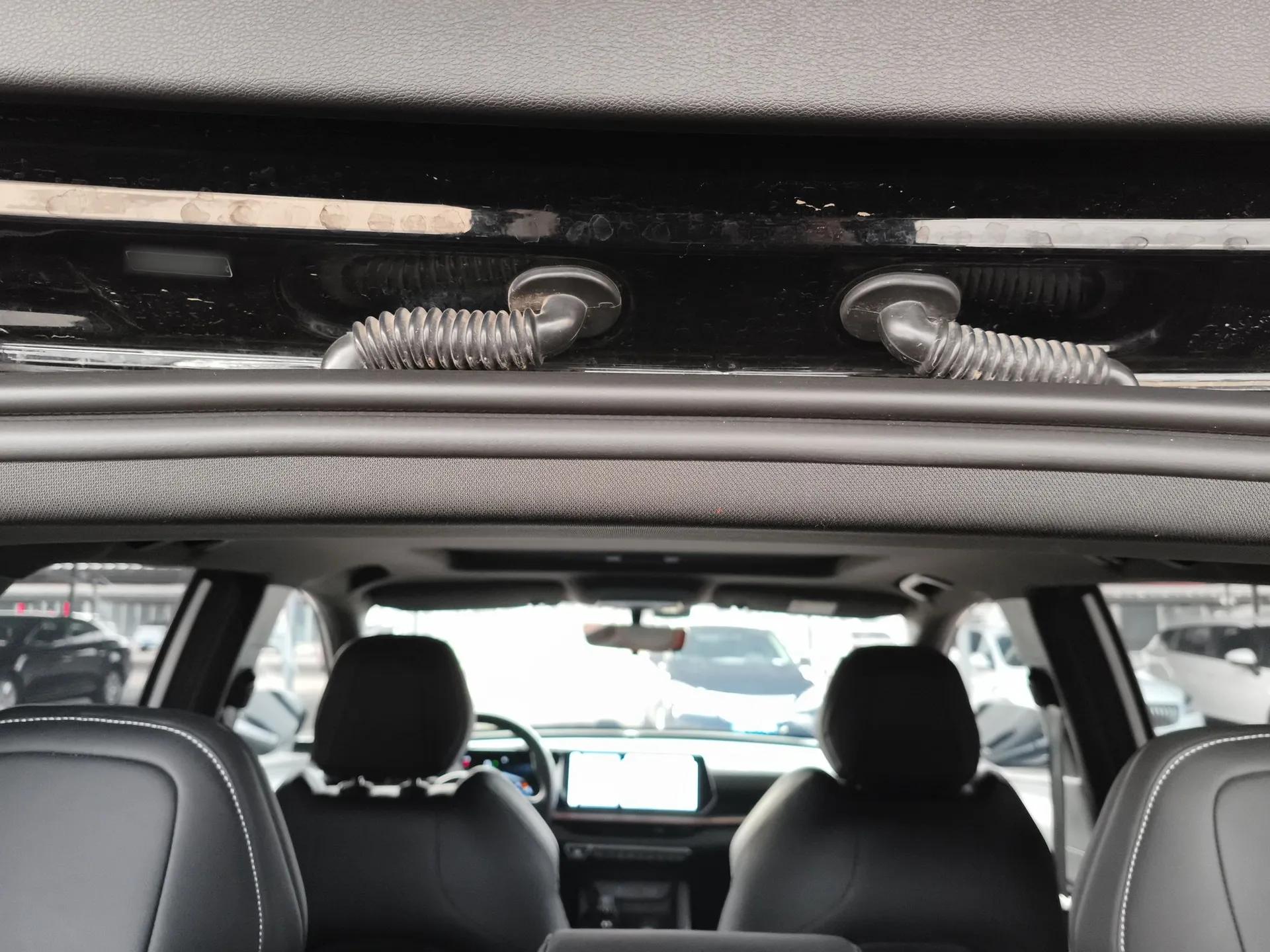Geely Auto Coolray 2022 Bin Yue COOL 1.5TD DCT Hot Engine Edition — миниатюра 21
