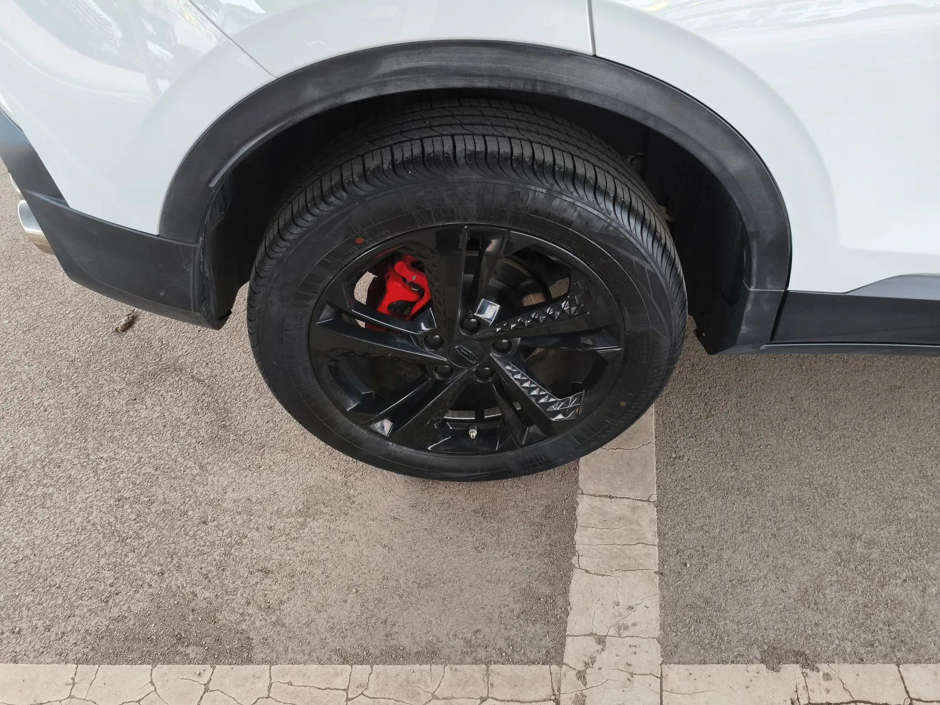 Geely Auto Coolray 2022 Bin Yue COOL 1.5TD DCT Hot Engine Edition — миниатюра 10