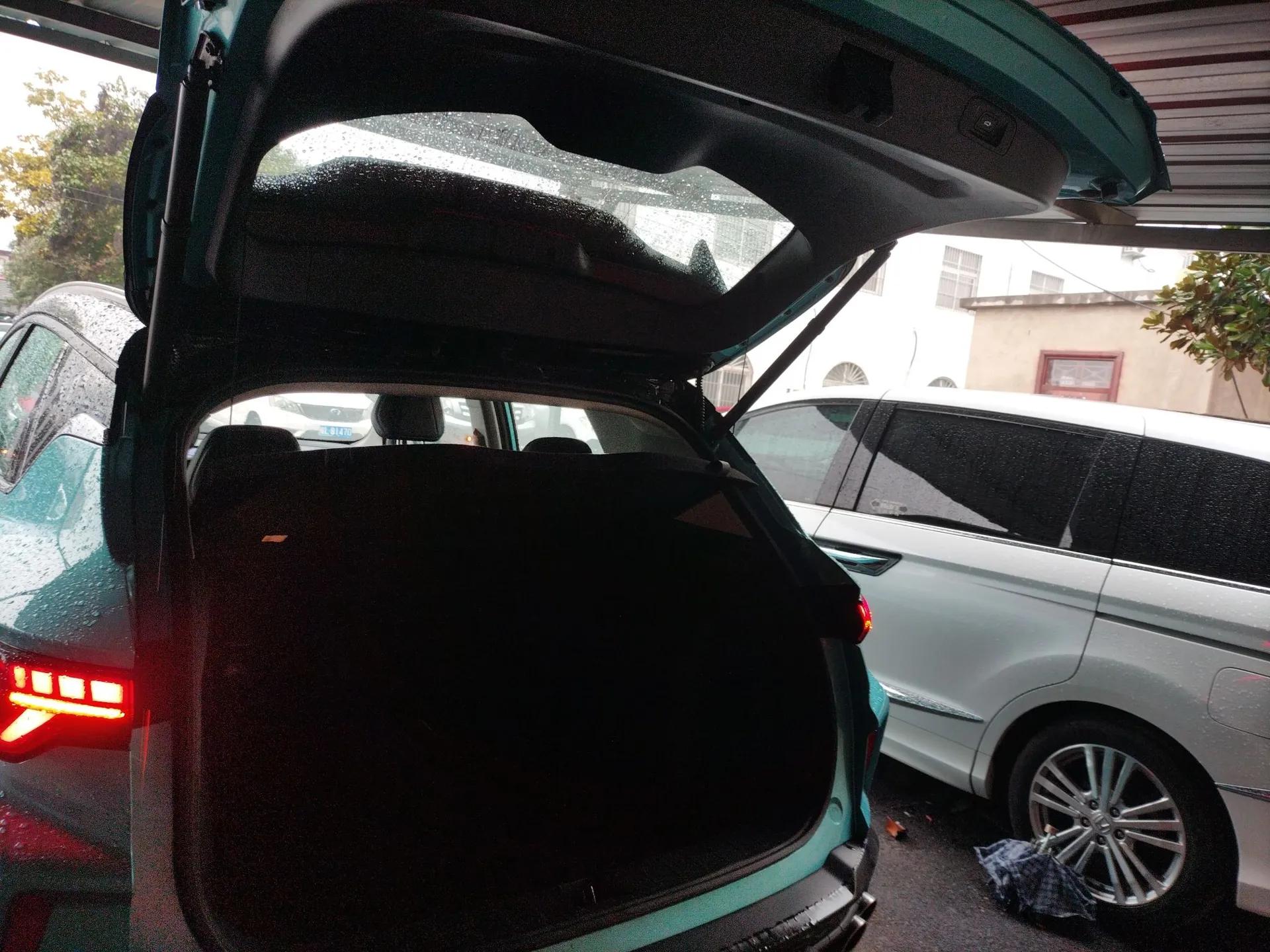 Geely Auto Coolray 2022 Bin Yue COOL 1.5TD DCT Ignite Edition — миниатюра 22