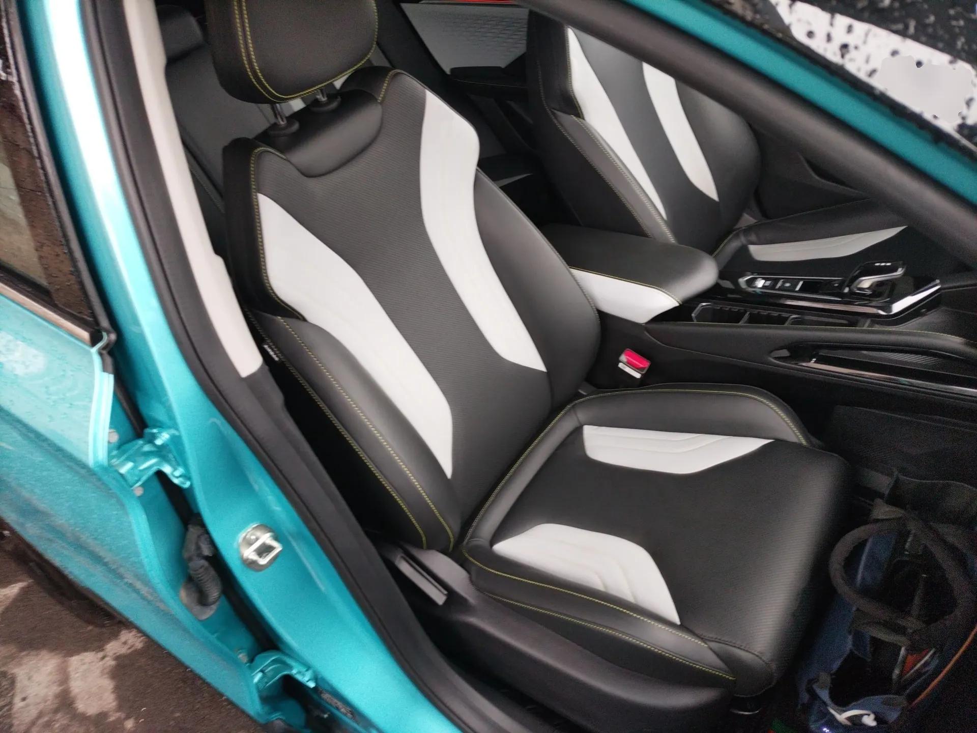 Geely Auto Coolray 2022 Bin Yue COOL 1.5TD DCT Ignite Edition — миниатюра 23