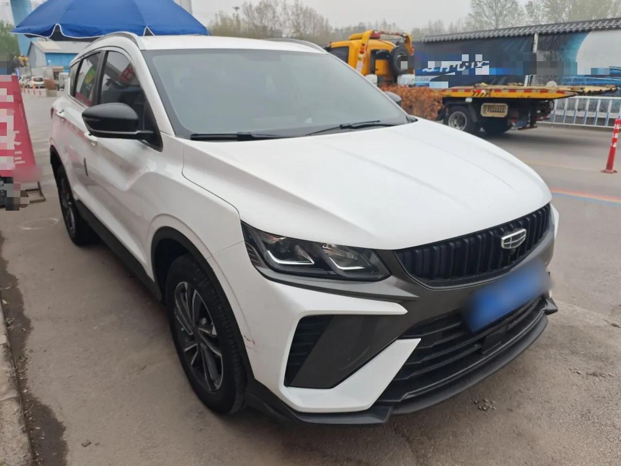 Geely Auto Coolray 2023 1.5T DCT Platinum Edition — миниатюра 6