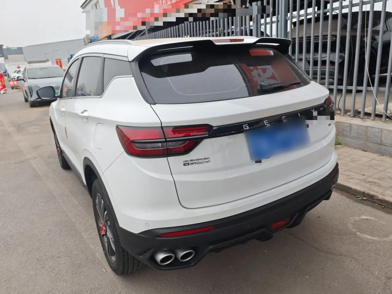 Geely Auto Coolray 2023 1.5T DCT Platinum Edition — миниатюра 7