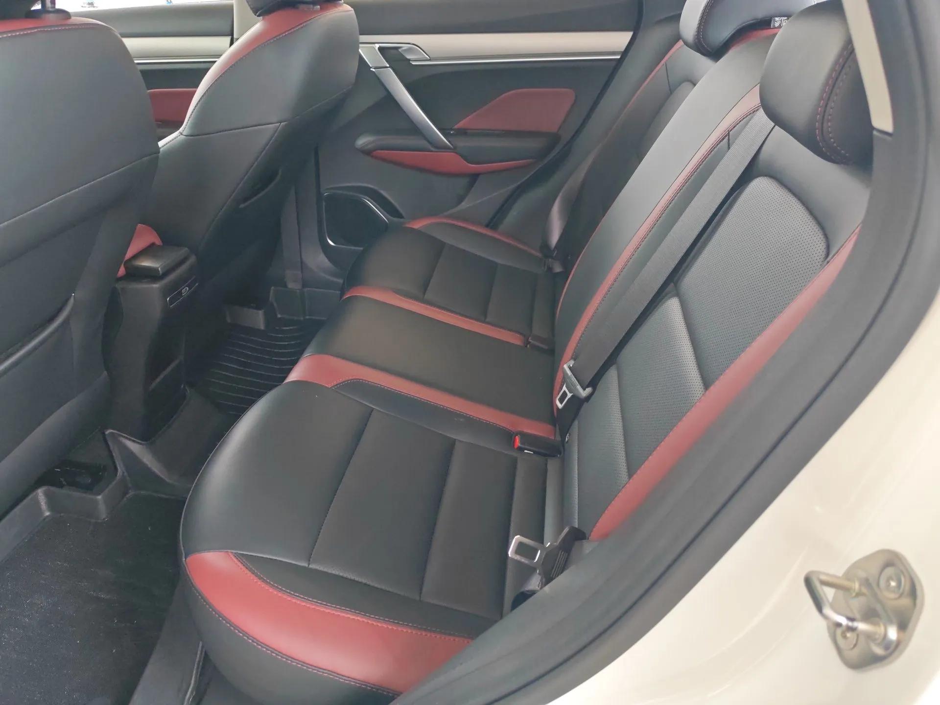 Geely Auto Coolray 2020 Facelift 240T DCT Hunter — миниатюра 19