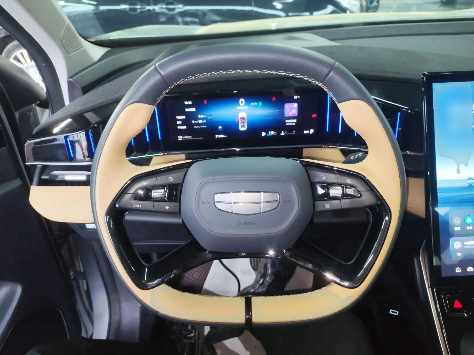 Geely Auto FX11 2023 1.5TD DCT Prestige Edition — миниатюра 14