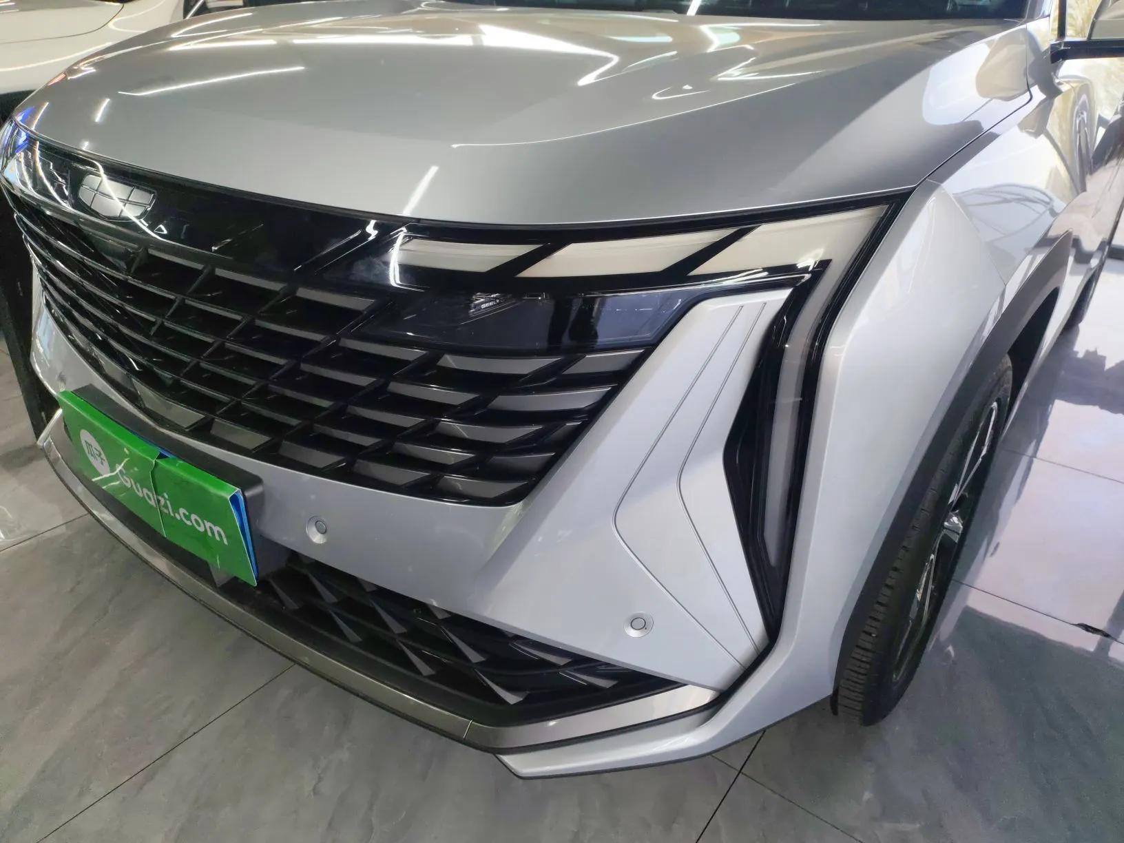 Geely Auto FX11 2023 1.5TD DCT Prestige Edition — миниатюра 9