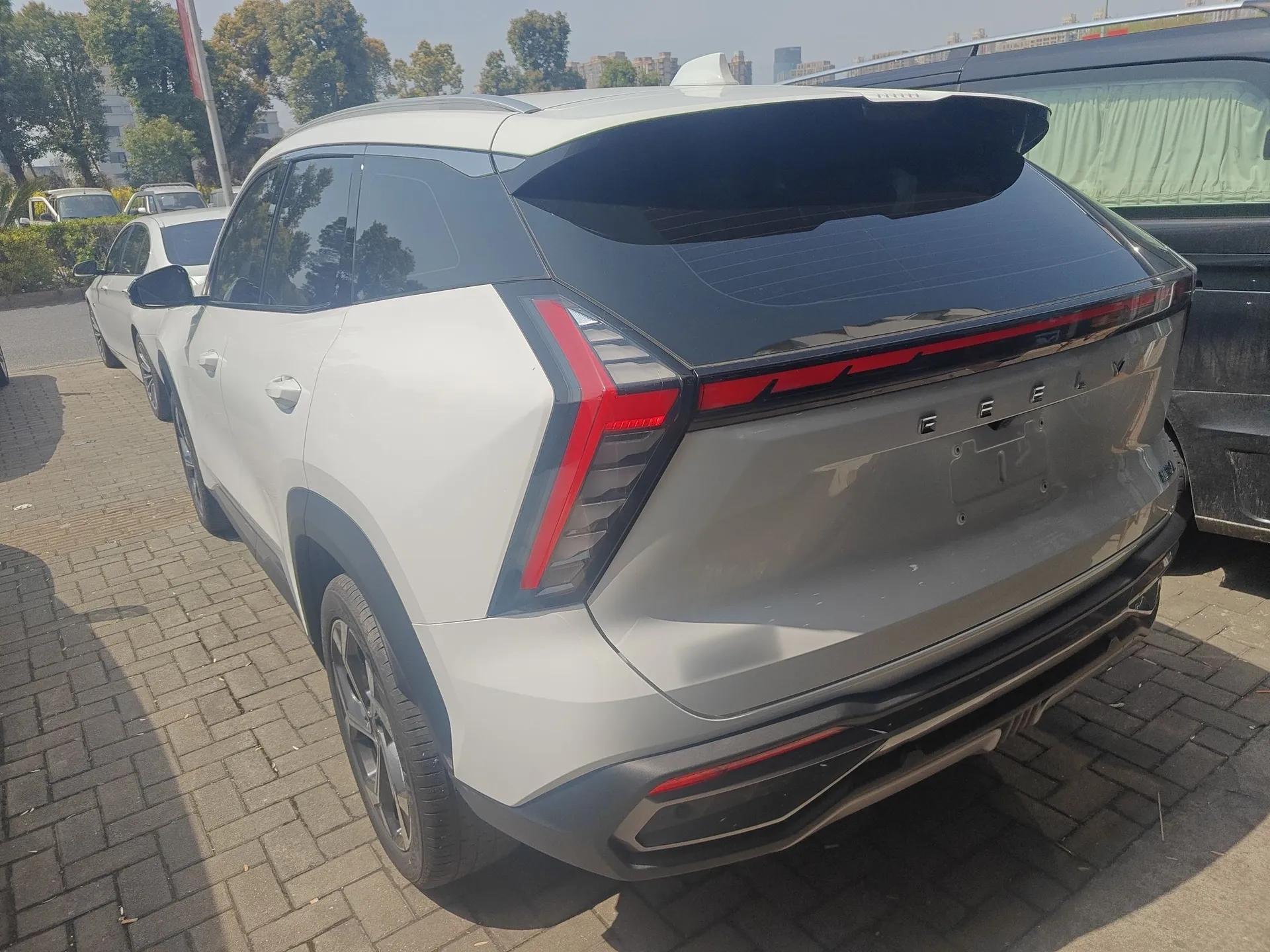Geely Auto FX11 2023 1.5TD DCT Prestige Edition — миниатюра 7