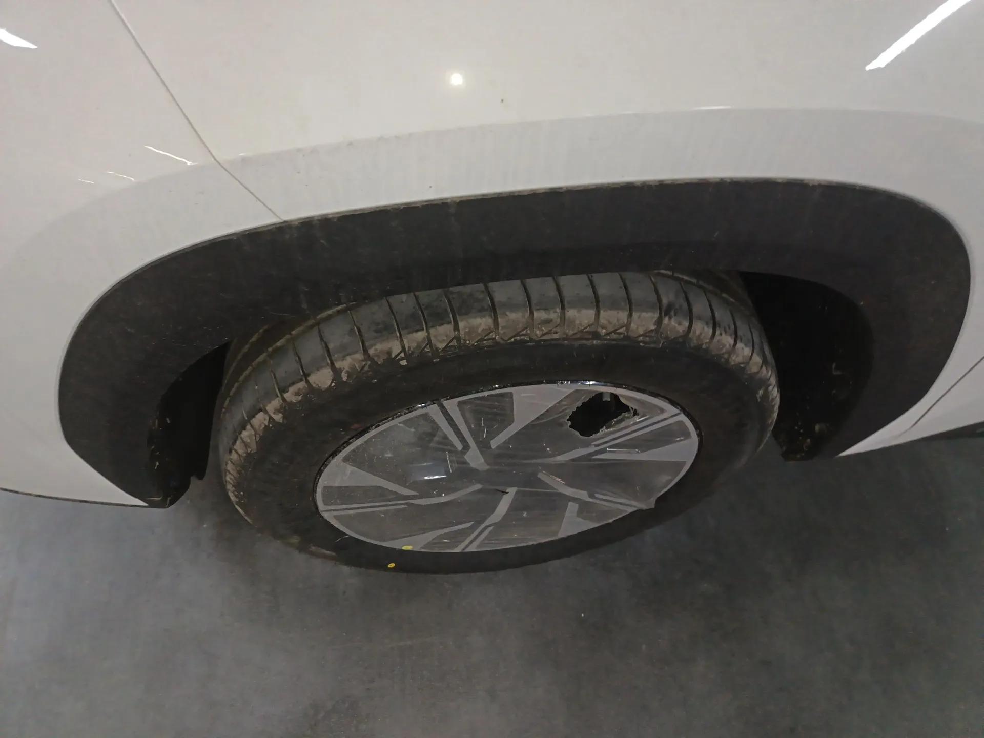 Geely Auto FX11 2025 4th Generation 1.5TD DCT – The Start — миниатюра 3