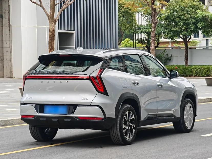 Geely Auto FX11 2025 4th Generation 1.5TD DCT – The Start — миниатюра 8