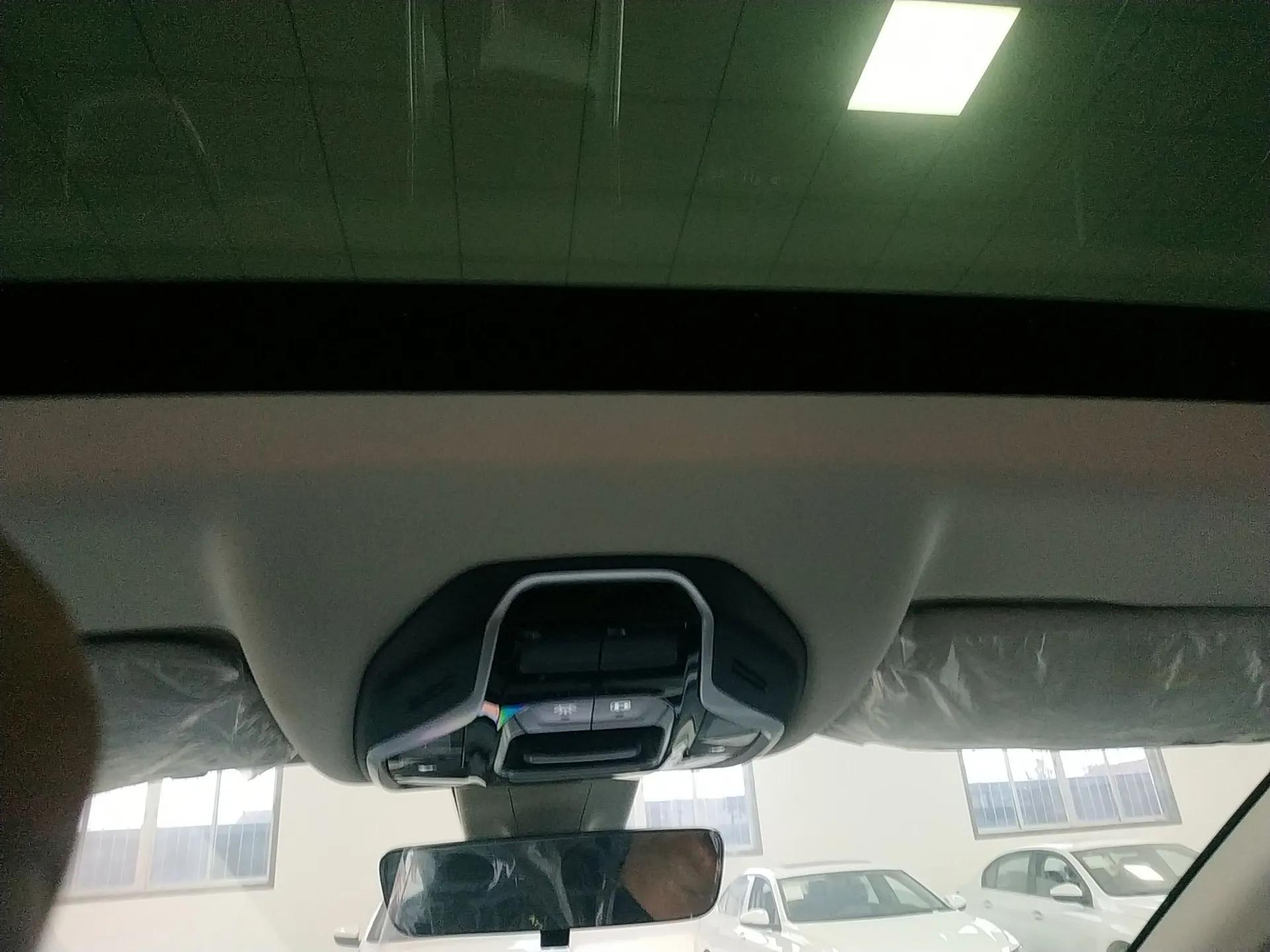 Geely Auto Jiajie 2023 Geely Jiaji L 1.5TD DCT Comfort Edition — миниатюра 17