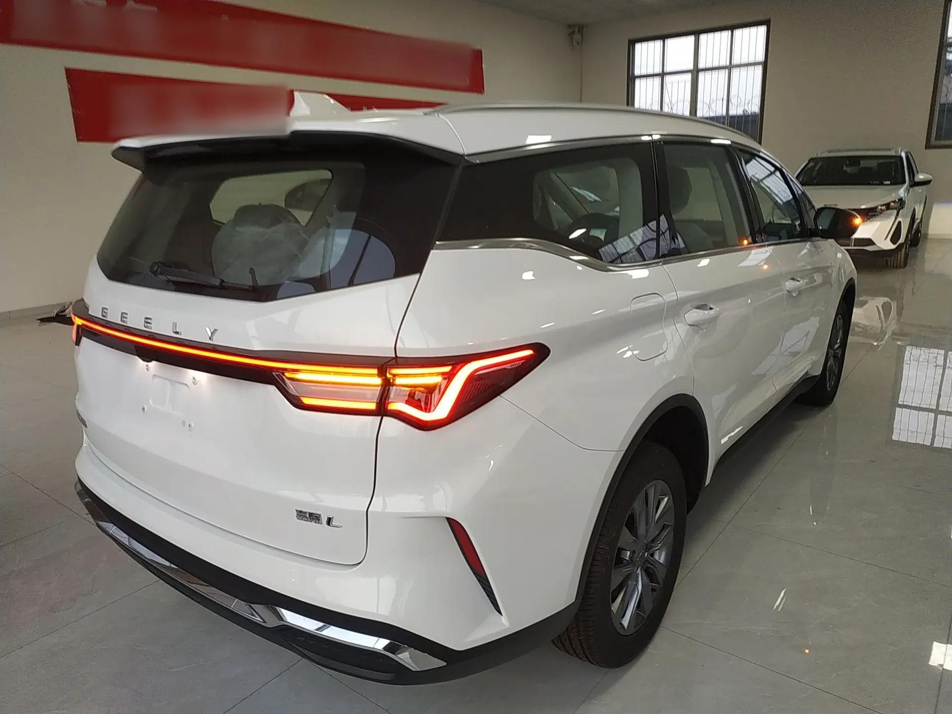 Geely Auto Jiajie 2023 Geely Jiaji L 1.5TD DCT Comfort Edition — миниатюра 7