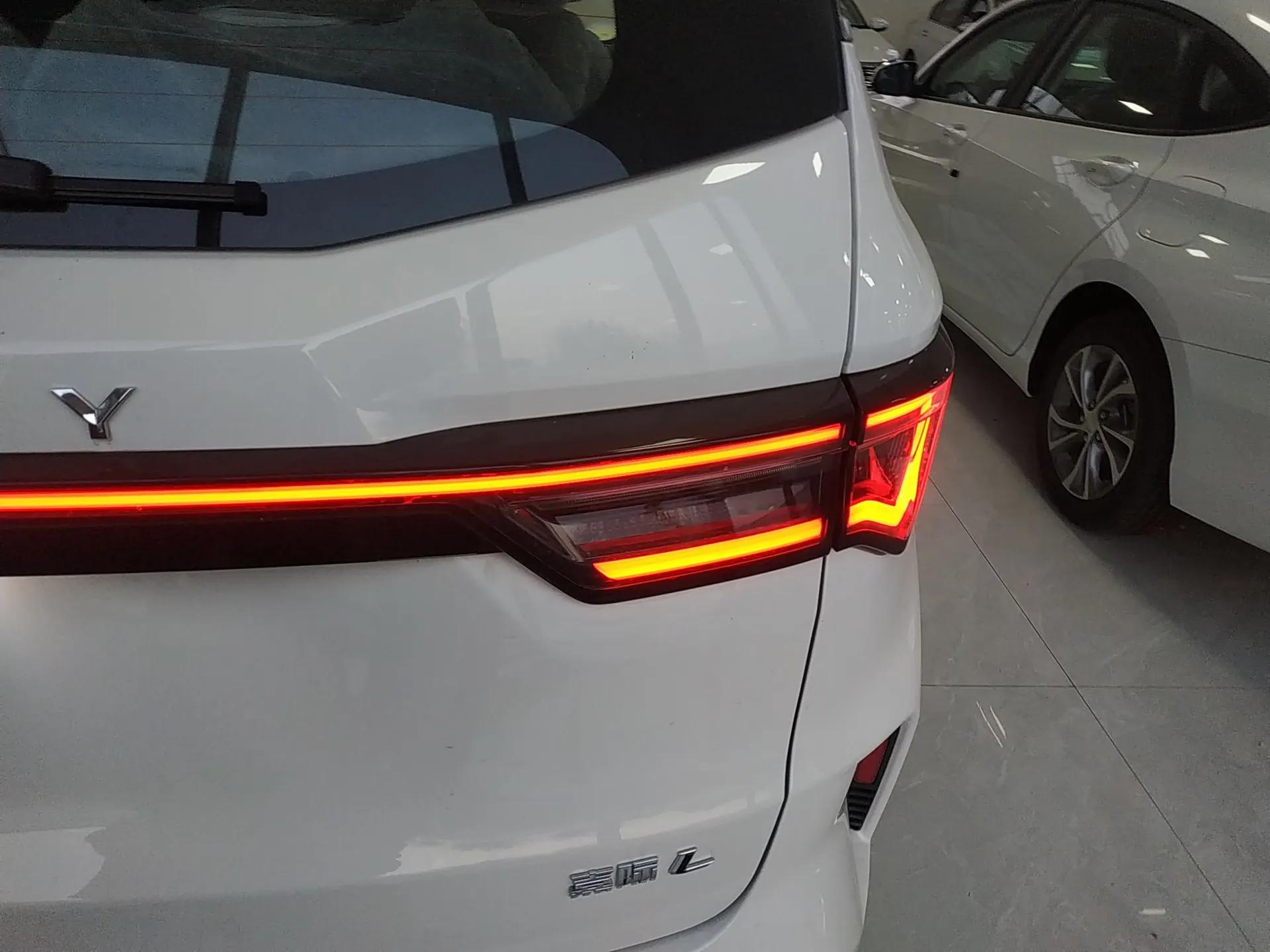 Geely Auto Jiajie 2023 Geely Jiaji L 1.5TD DCT Comfort Edition — миниатюра 8