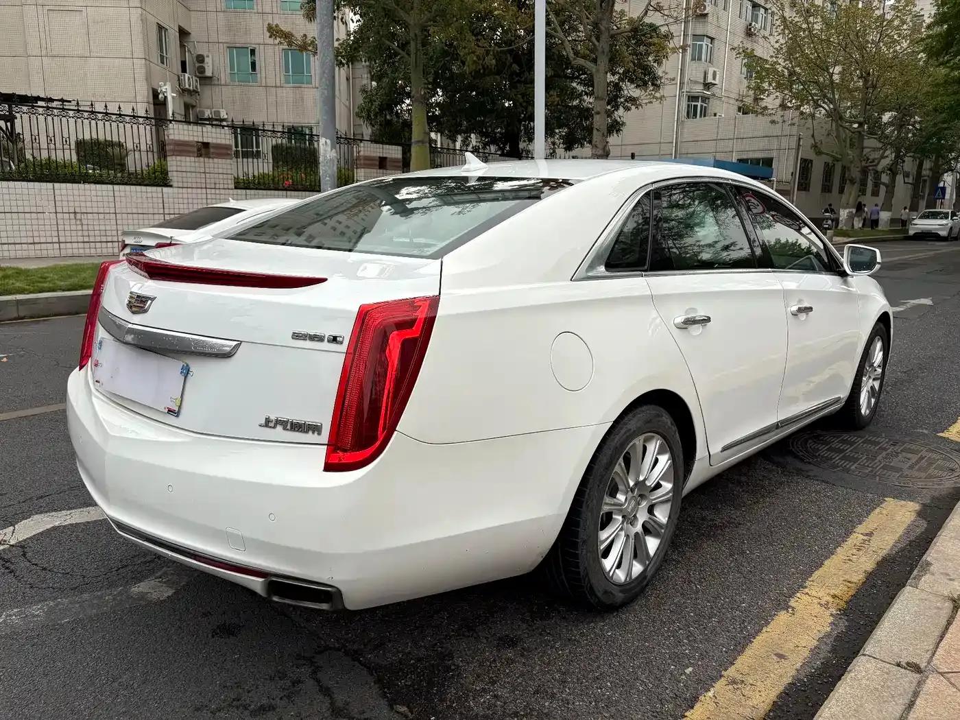 2016 Cadillac XTS 28T Elite — миниатюра 4