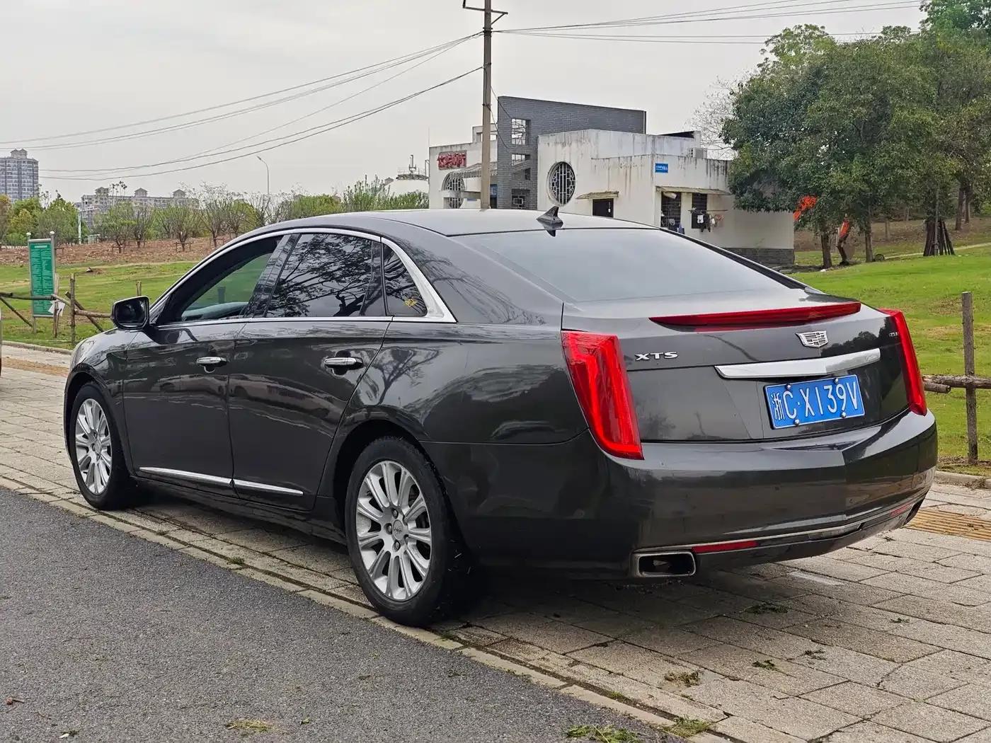 2013 Cadillac XTS 28T Luxury — миниатюра 9