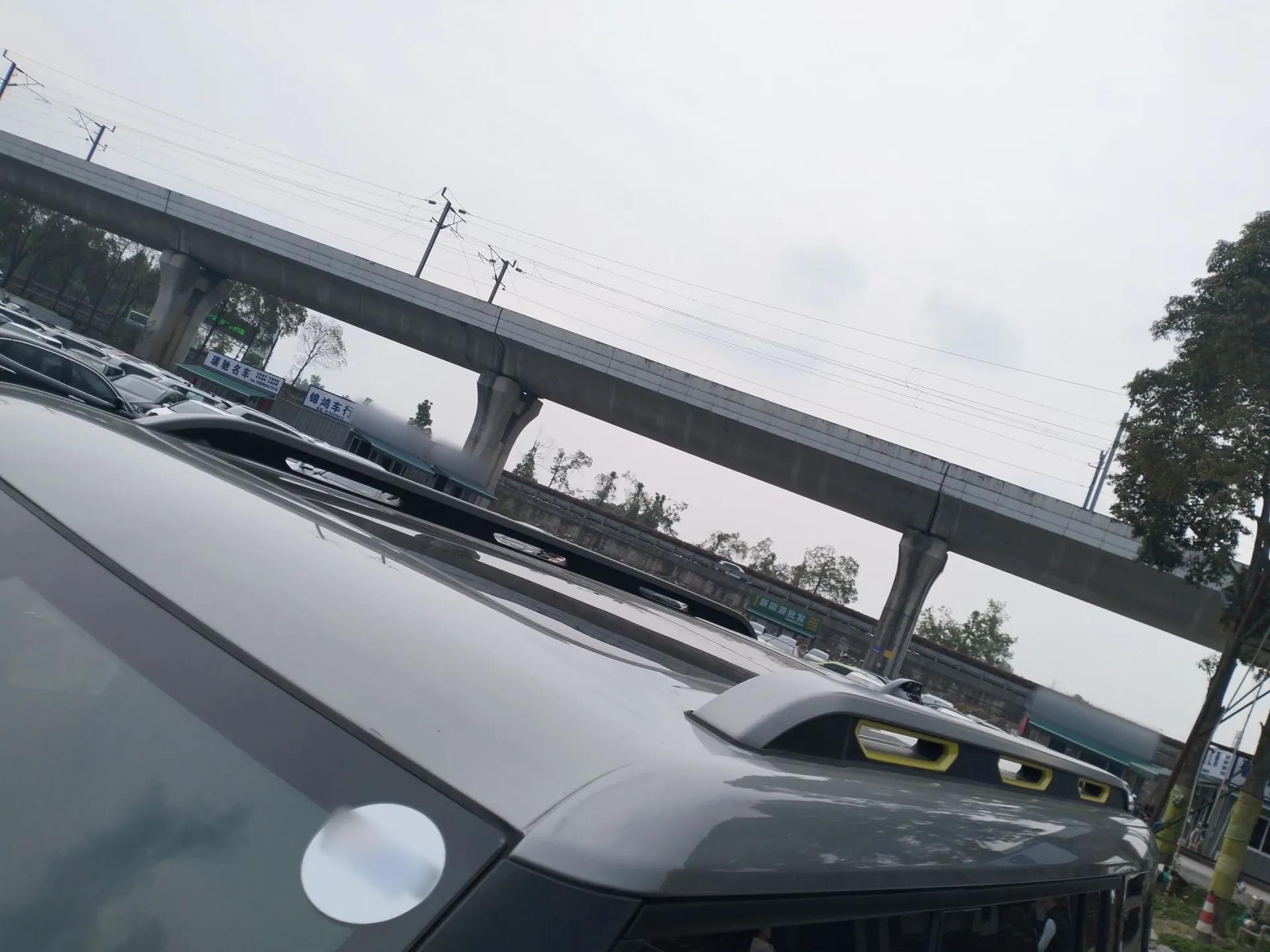 JETOUR Traveler 2023 2.0T Four-Wheel Drive Conqueror — миниатюра 11