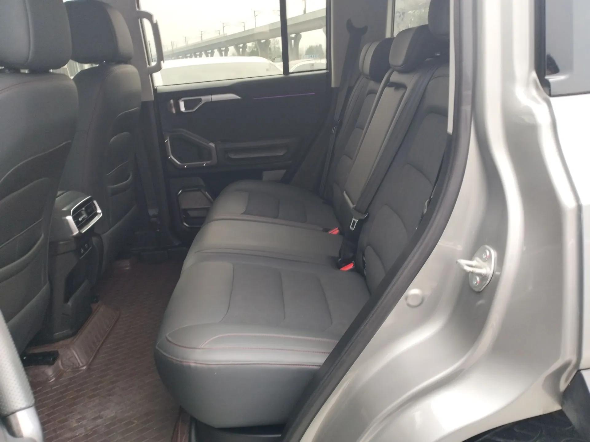 JETOUR Traveler 2023 2.0T Four-Wheel Drive Conqueror — миниатюра 19