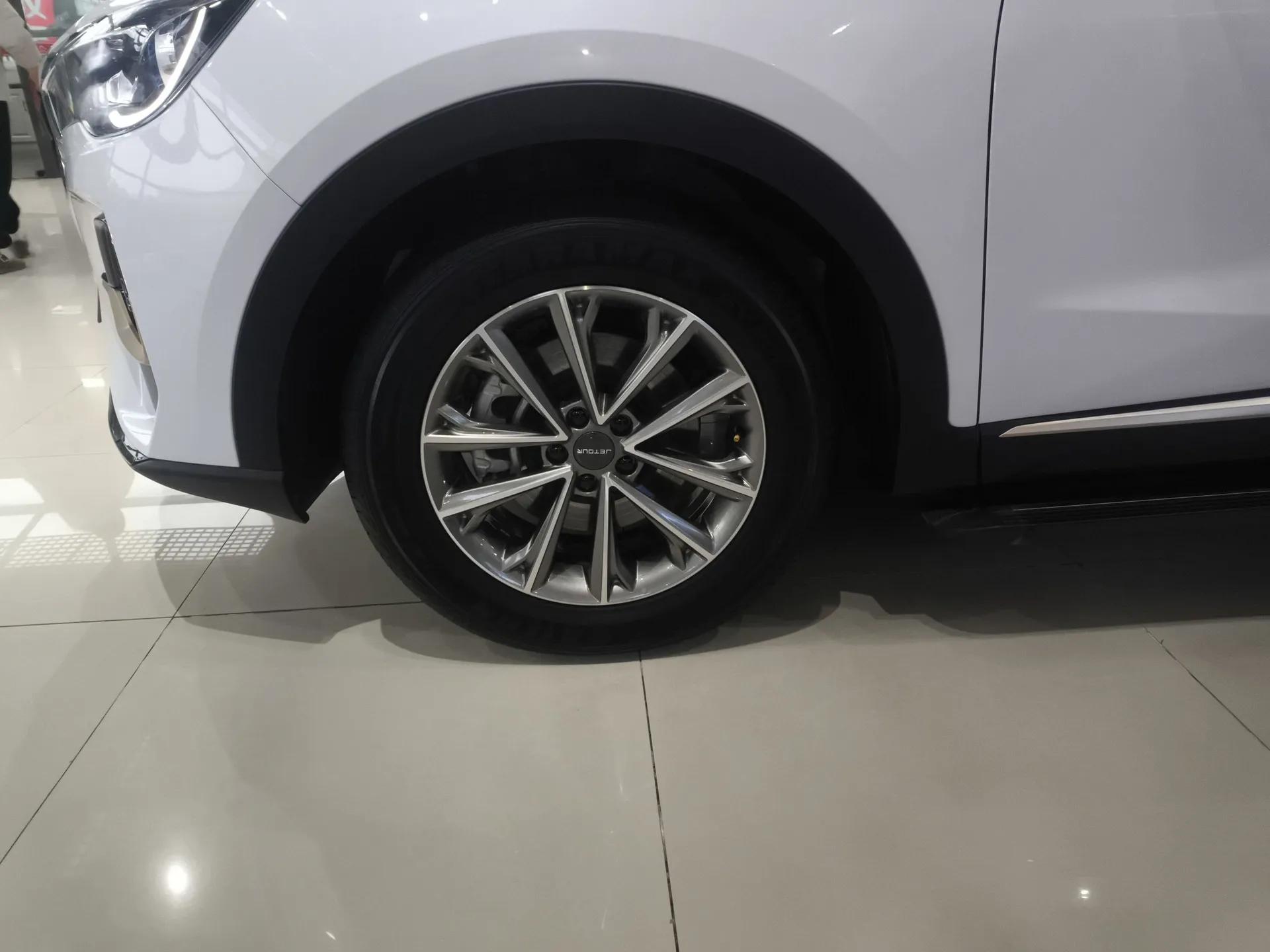 JETOUR X70 2024 1.5T DCT Glory PRO 5-Seater — миниатюра 8