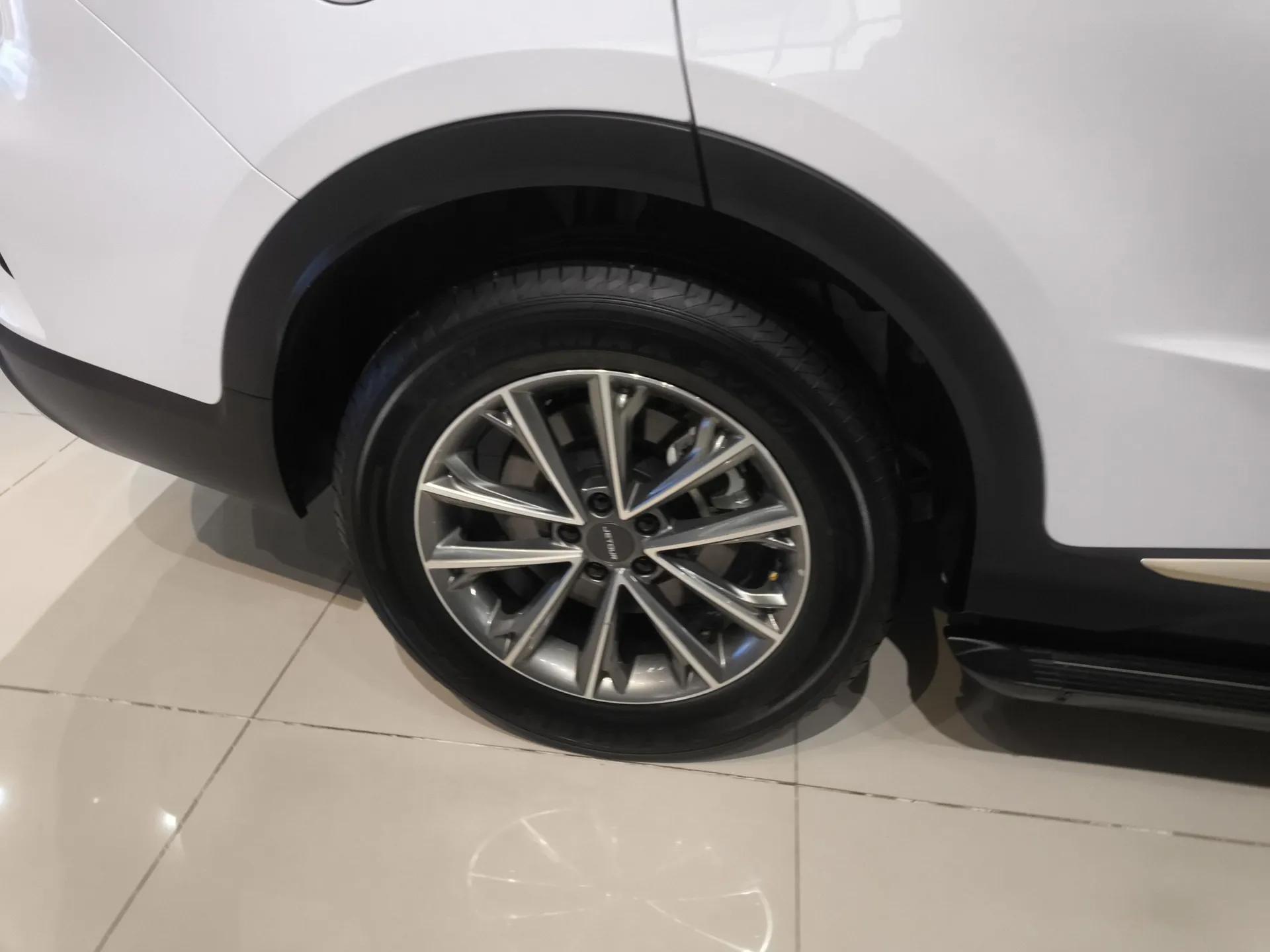 JETOUR X70 2024 1.5T DCT Glory PRO 5-Seater — миниатюра 10