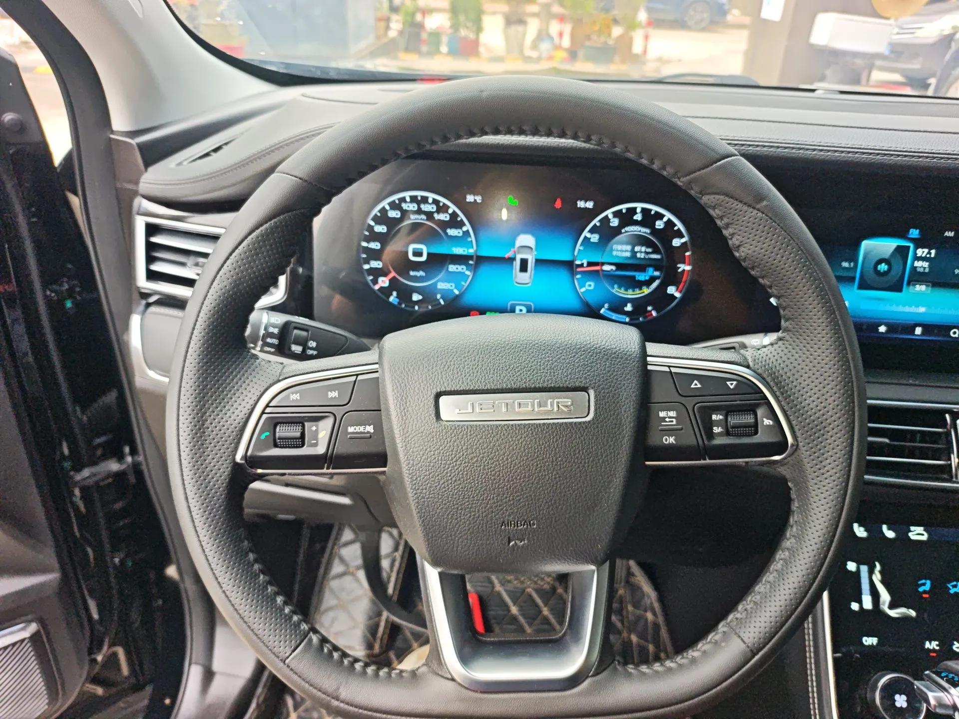 JETOUR X90 2020 1.5T DCT Shadow Wisdom Edition 7 Seats — миниатюра 14