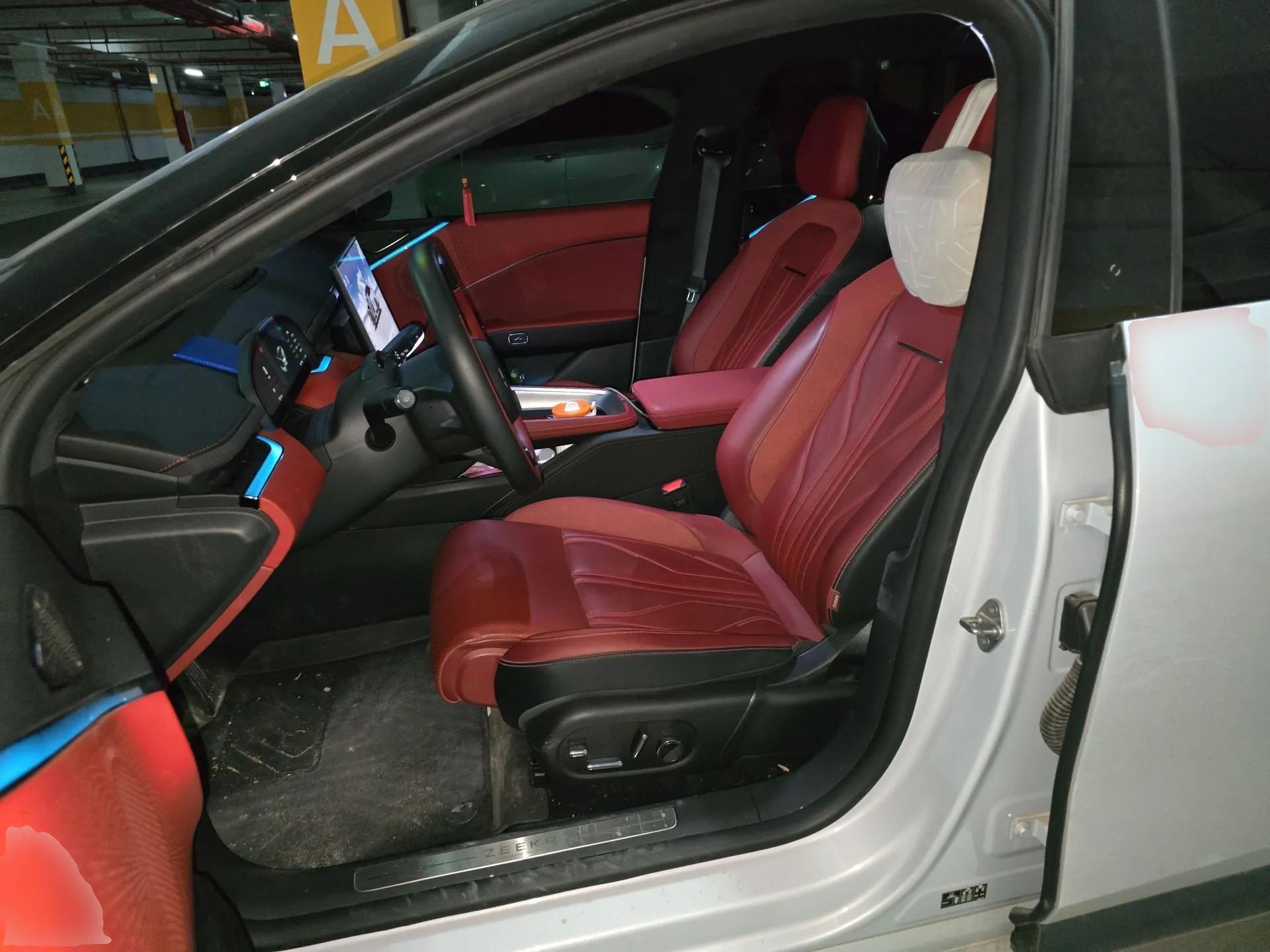 Zeekr 007GT 2025 Rear-Drive Intelligent Driving Version 75 kWh — миниатюра 16