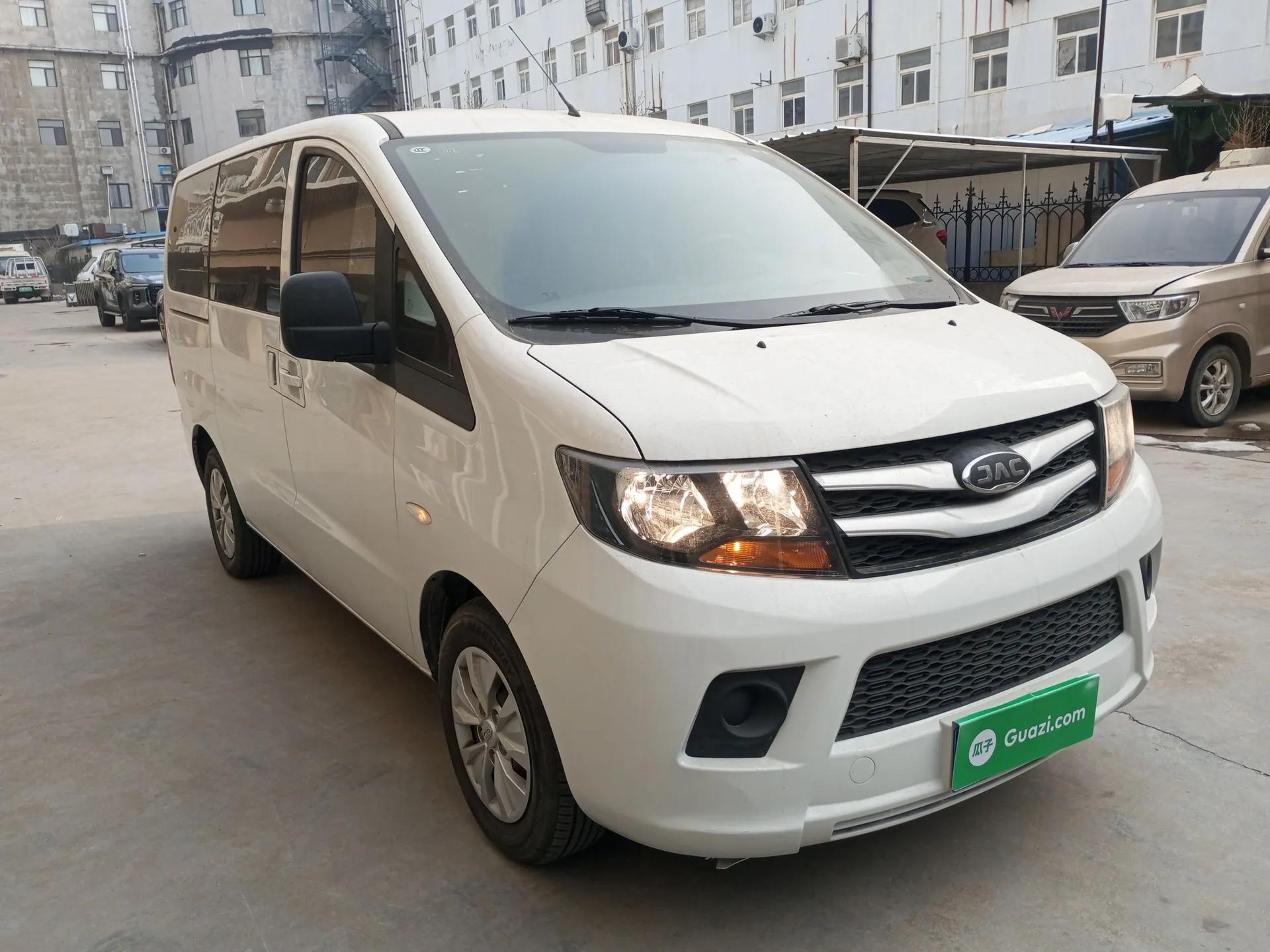 JAC Refine M3 2019 Creator Edition 1.8L Luxury Model — миниатюра 4