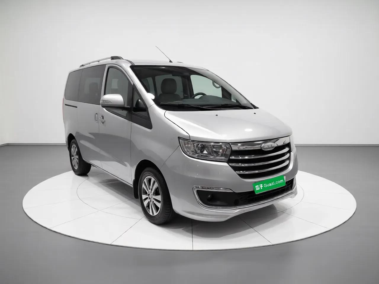 JAC Refine M3 2019 IKEA Edition 1.6L Luxury Smart Model — миниатюра 3