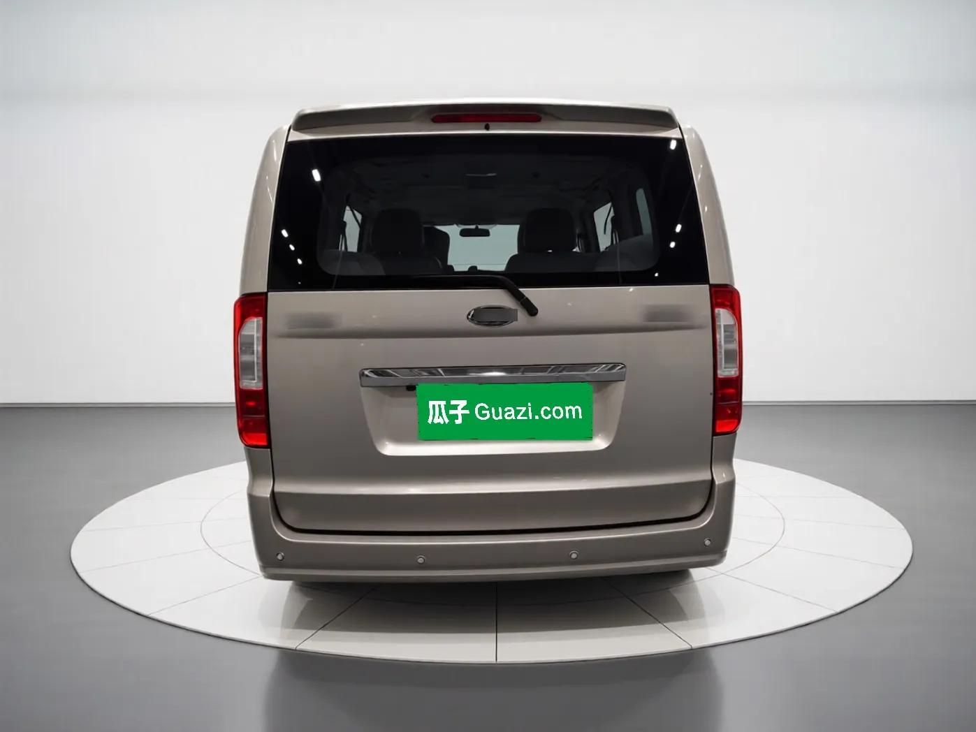 JAC Refine M3 2019 IKEA Edition 1.6L Luxury Smart Model — миниатюра 5