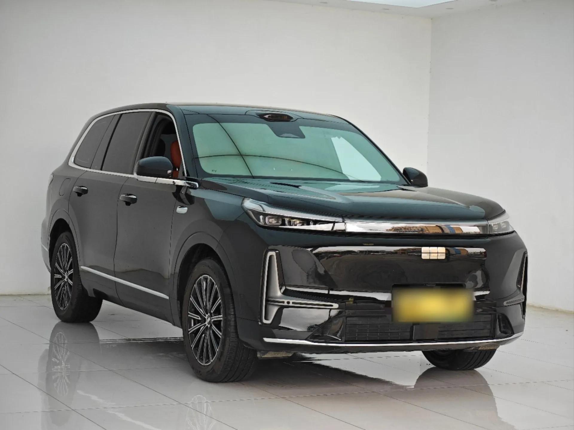 Geely Galaxy M9 2025 Model 100km Two-Wheel-Drive Smart Navigation Edition — миниатюра 4