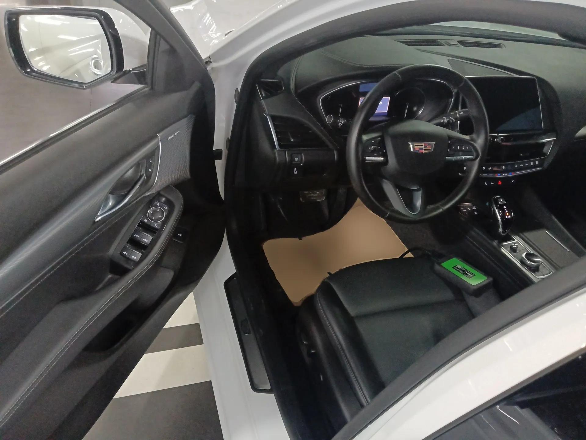 Cadillac CT5 2020 Revised Version 28T Luxury Edition — миниатюра 17