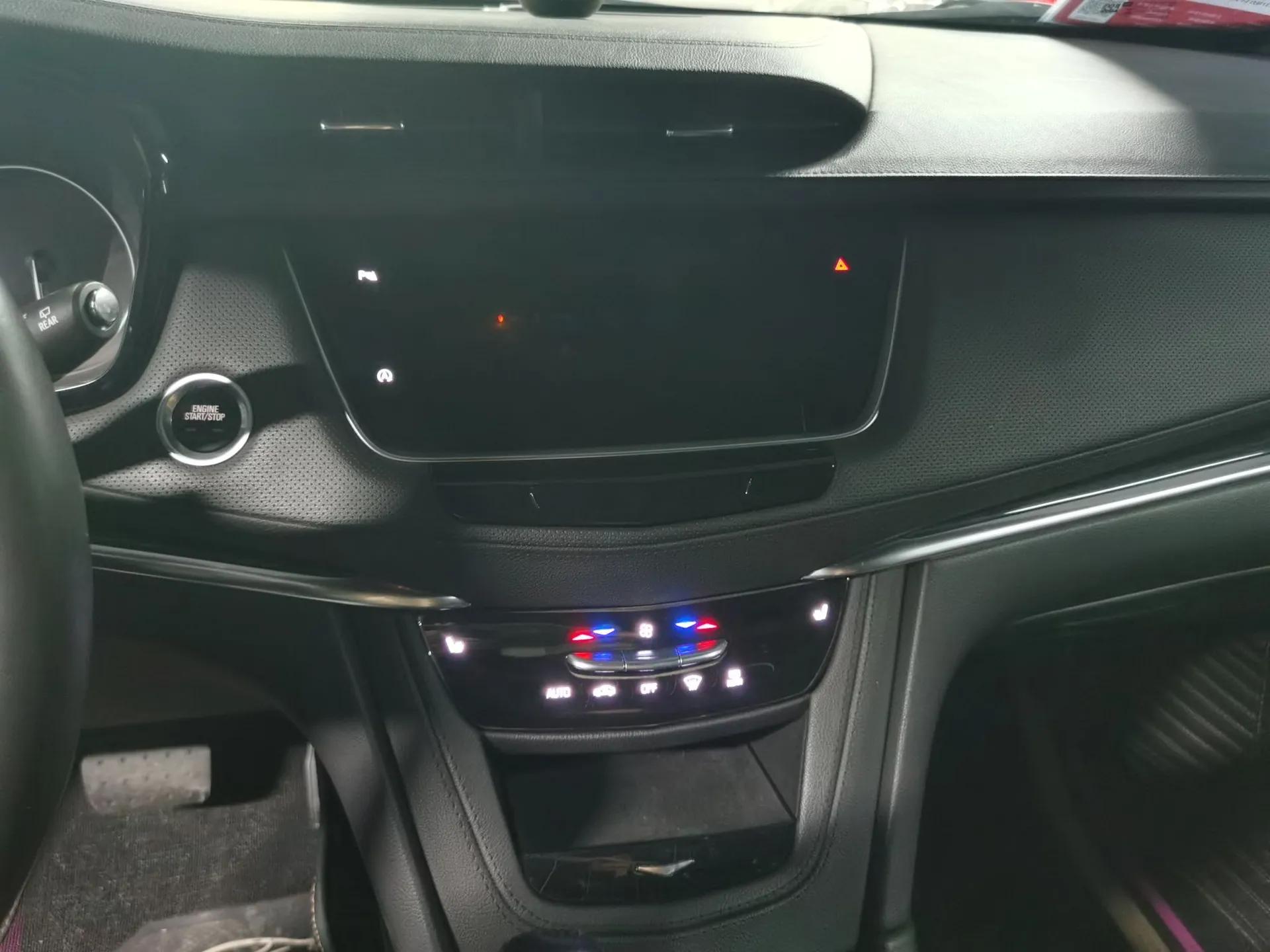 Cadillac XT5 2021 28T Luxury Model — миниатюра 9