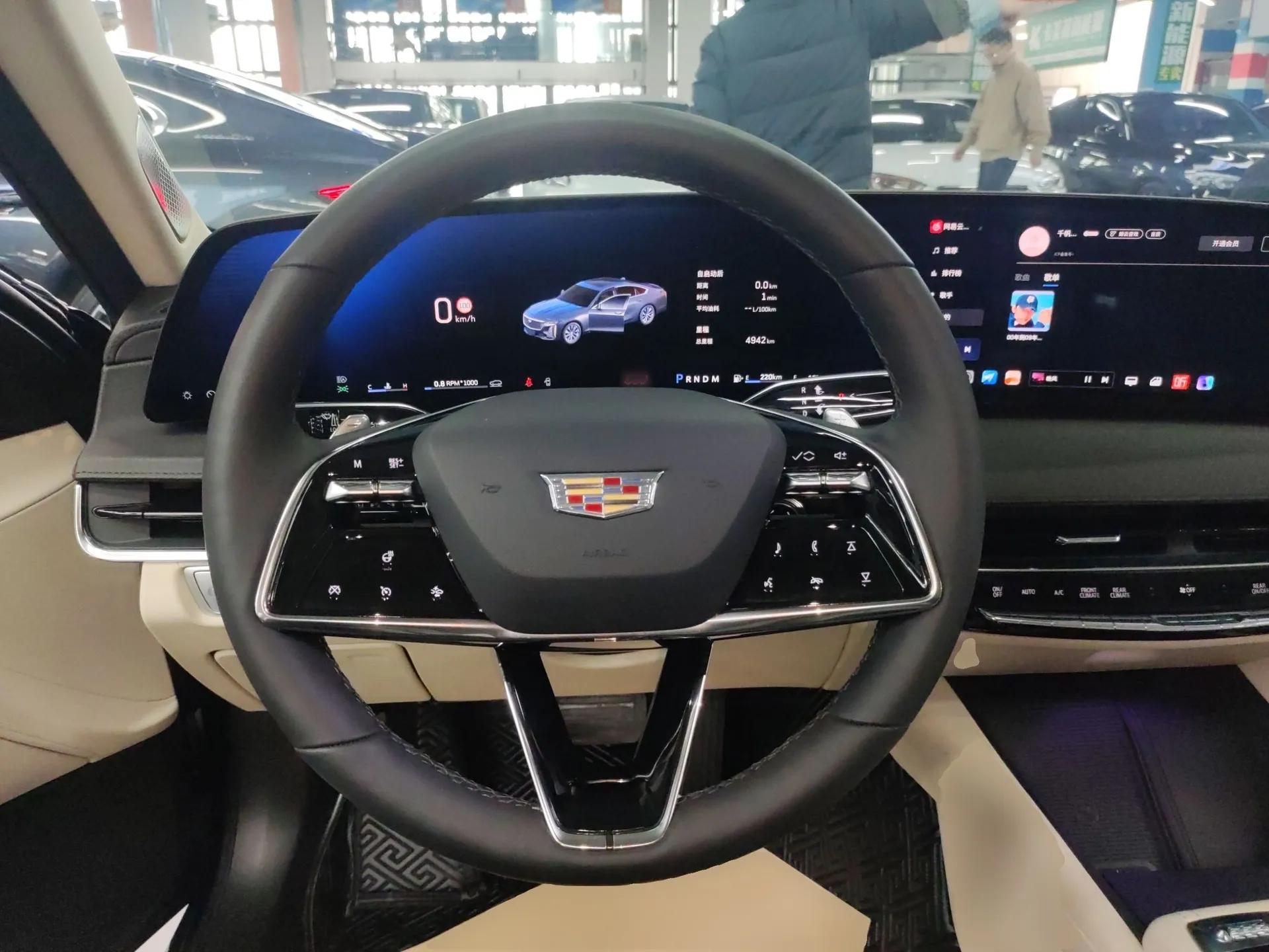 Cadillac CT6 2023 28T Luxury Version — миниатюра 13