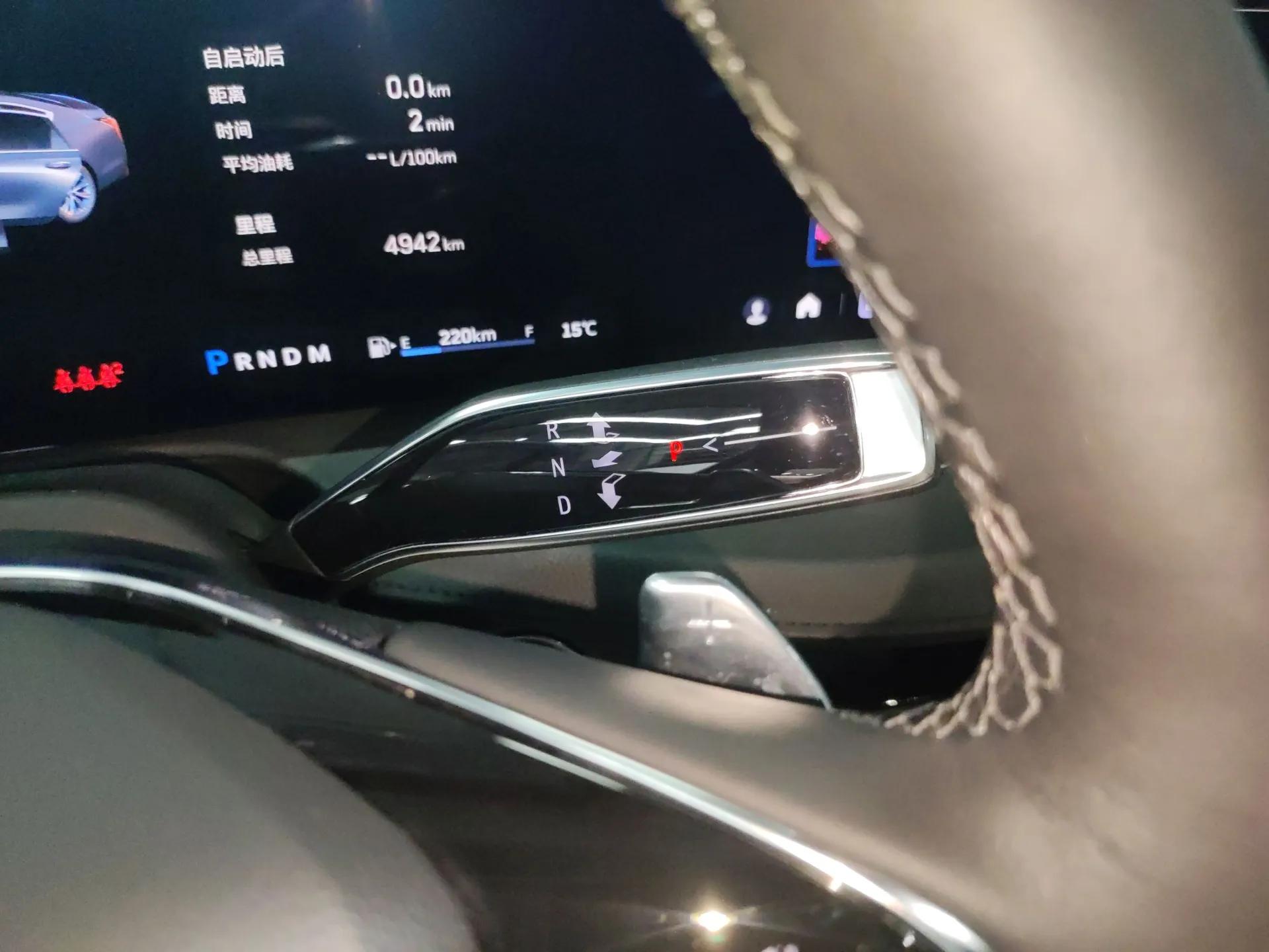 Cadillac CT6 2023 28T Luxury Version — миниатюра 16
