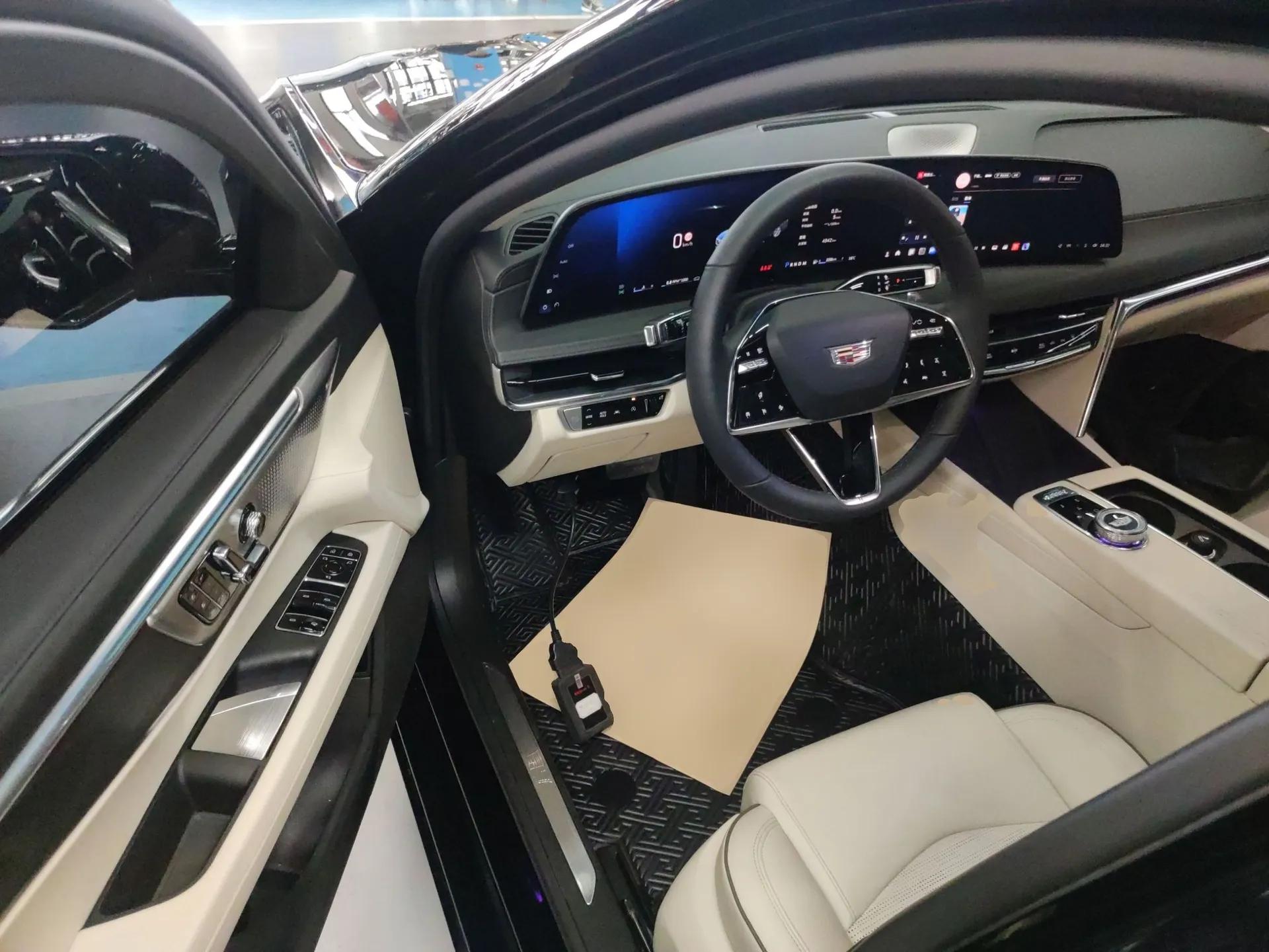 Cadillac CT6 2023 28T Luxury Version — миниатюра 18