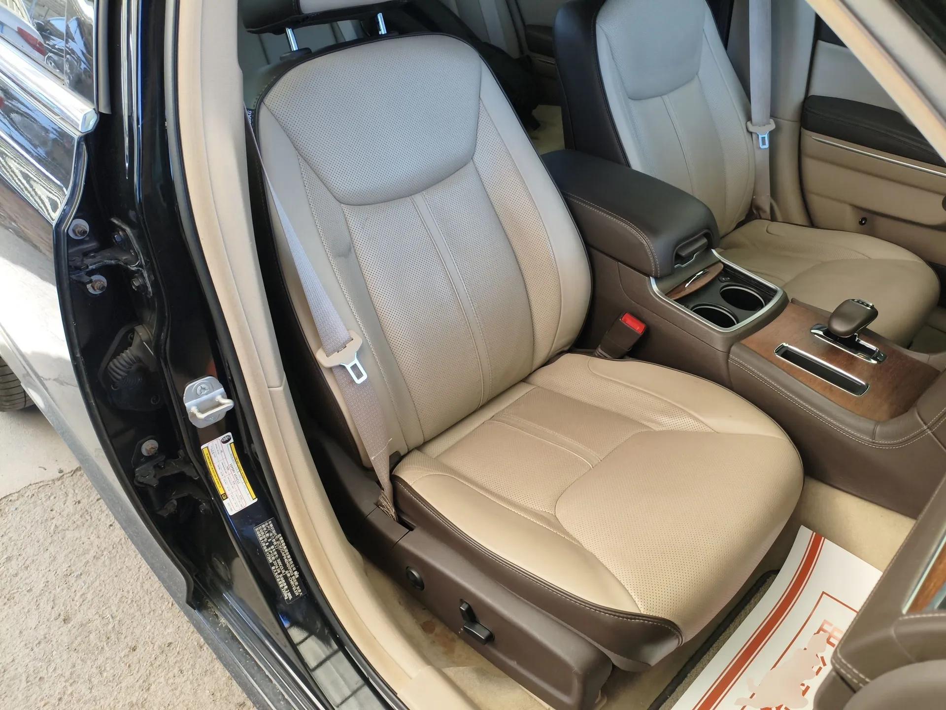 Chrysler 300C 2014 3.0L Excellence Edition — миниатюра 23