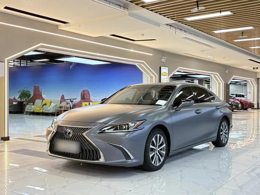 Lexus ES 2020 300h Premier Edition — миниатюра 1
