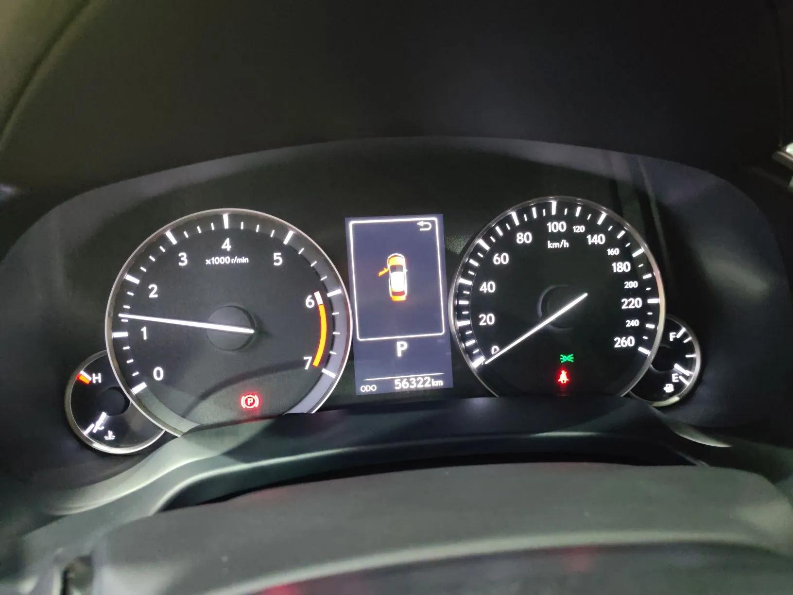Lexus RX 2020 Facelifted 300 4x4 Elegant Edition — миниатюра 14