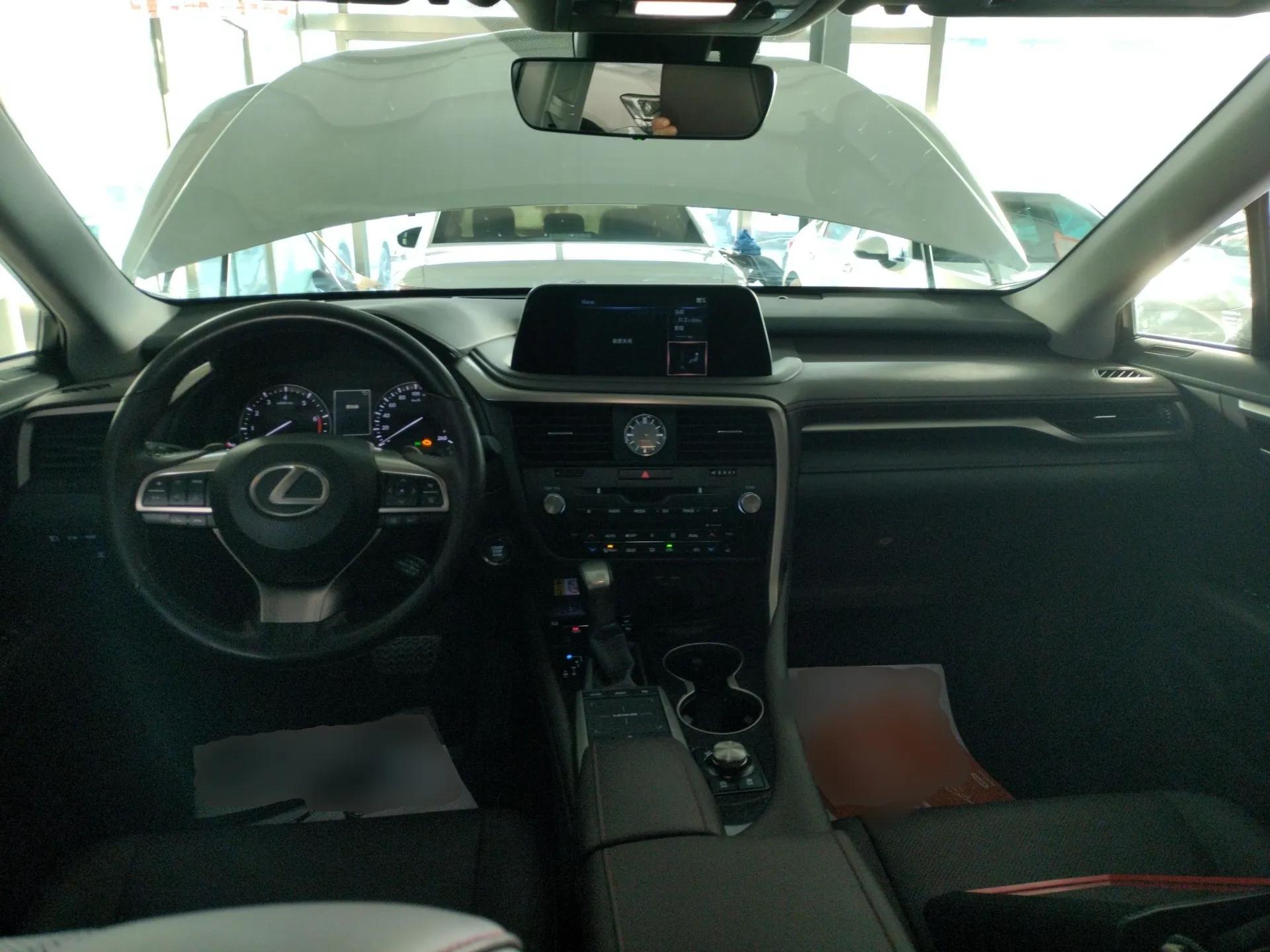 Lexus RX 2020 Facelifted 300 4x4 Elegant Edition — миниатюра 13