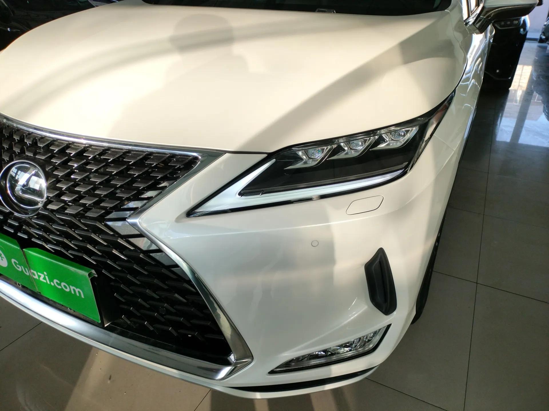 Lexus RX 2020 Facelifted 300 4x4 Elegant Edition — миниатюра 9