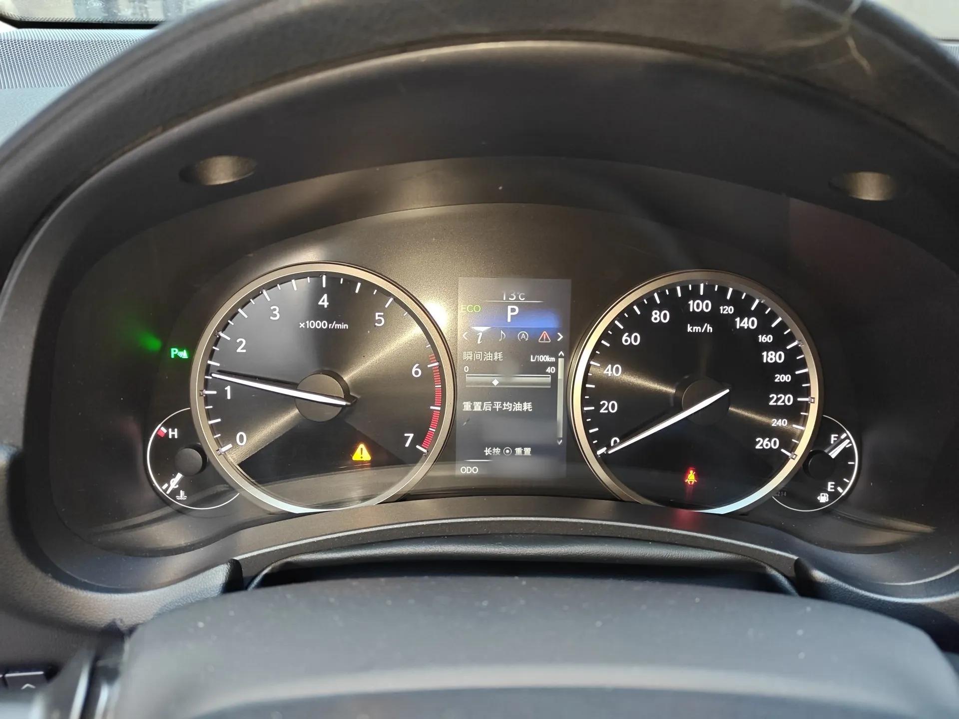 Lexus NX 2015 200T All-Wheel-Drive Fēngshàng Edition — миниатюра 8