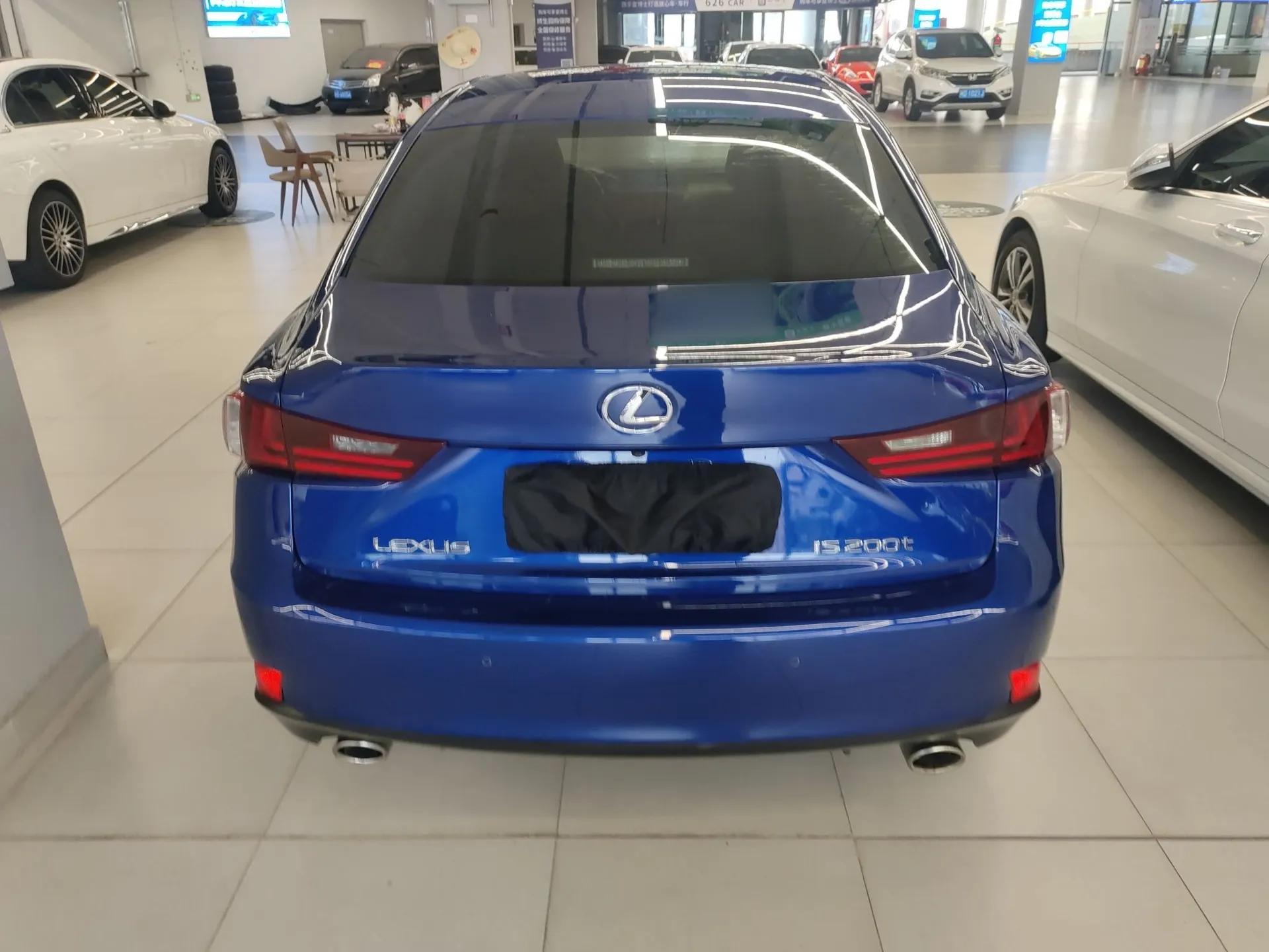 Lexus IS 2015 200t F SPORT — миниатюра 3