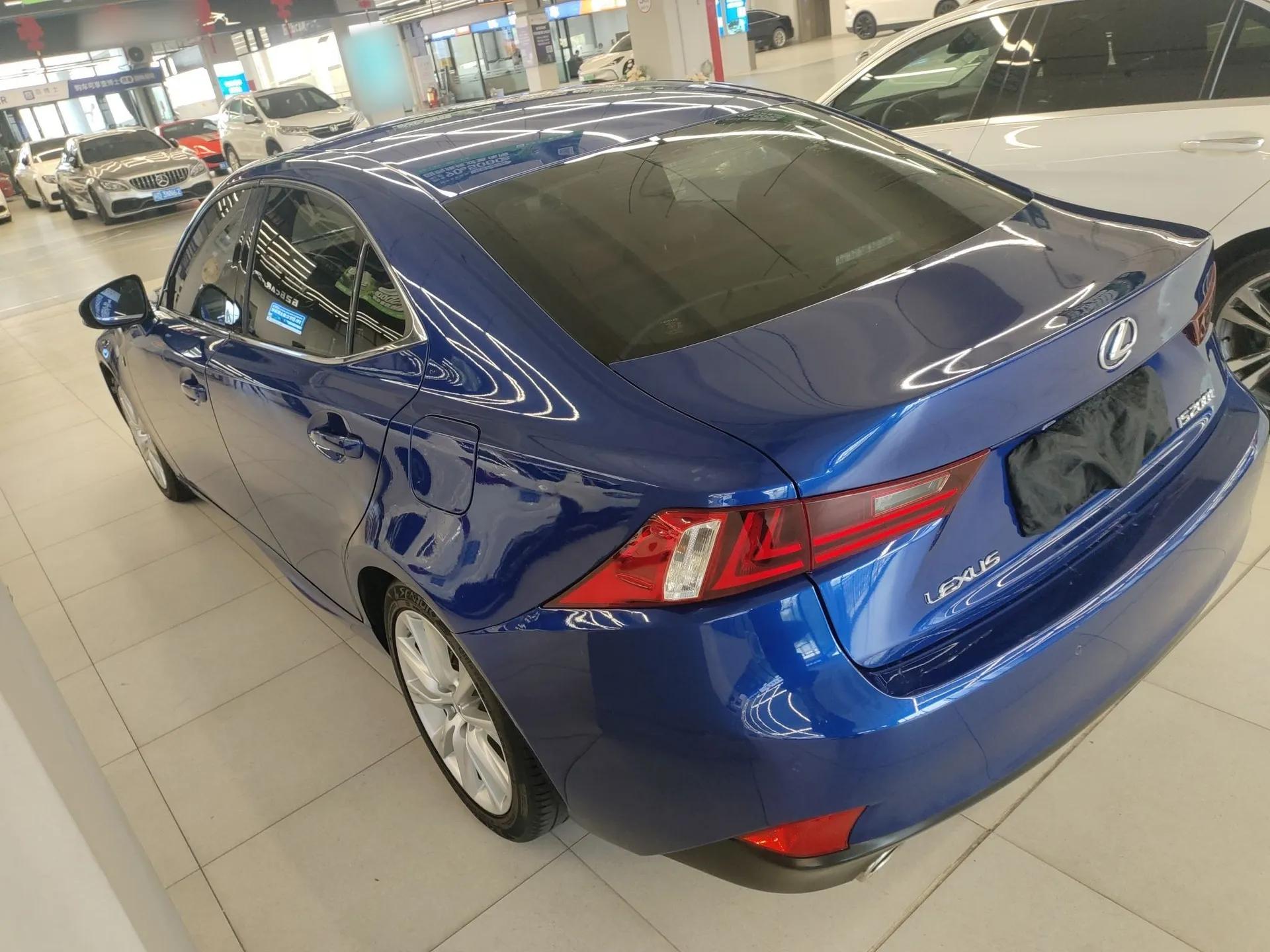 Lexus IS 2015 200t F SPORT — миниатюра 7